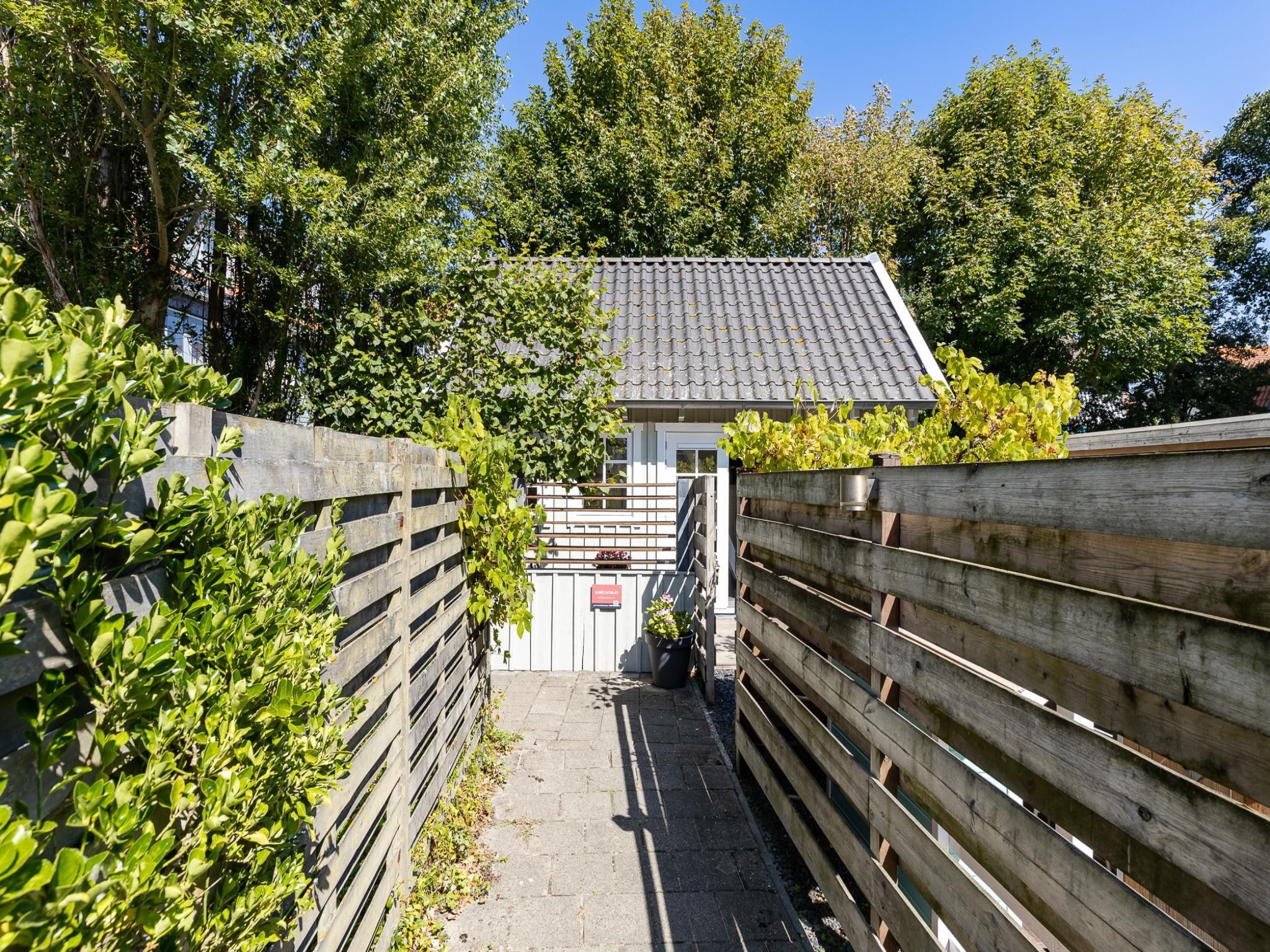 De buitenkant van Lijsterhofstraat 13 - Knusse vakantiewoning nabij strand en centrum in Domburg