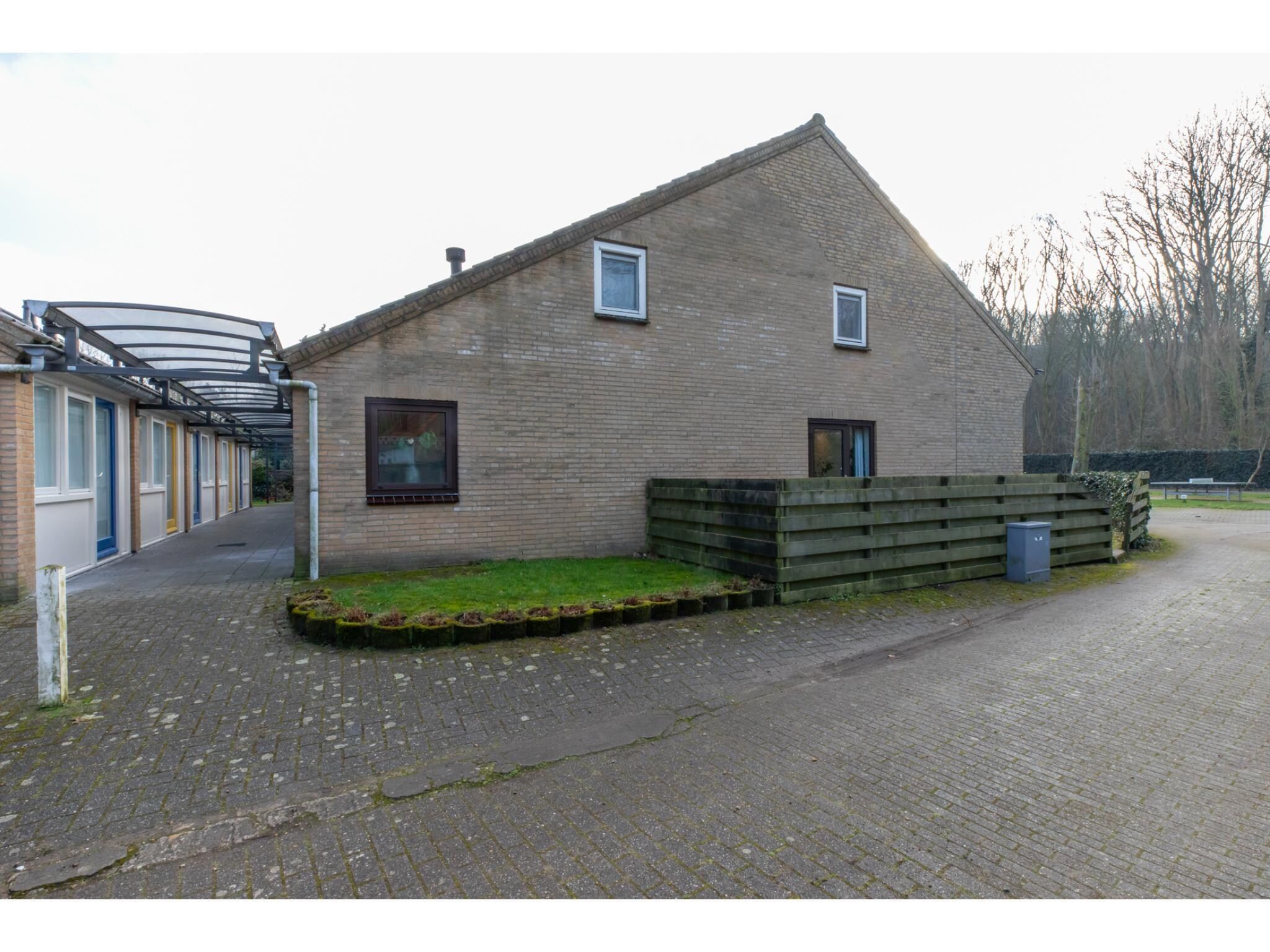 De buitenkant van WoesteHoeve in Biggekerke