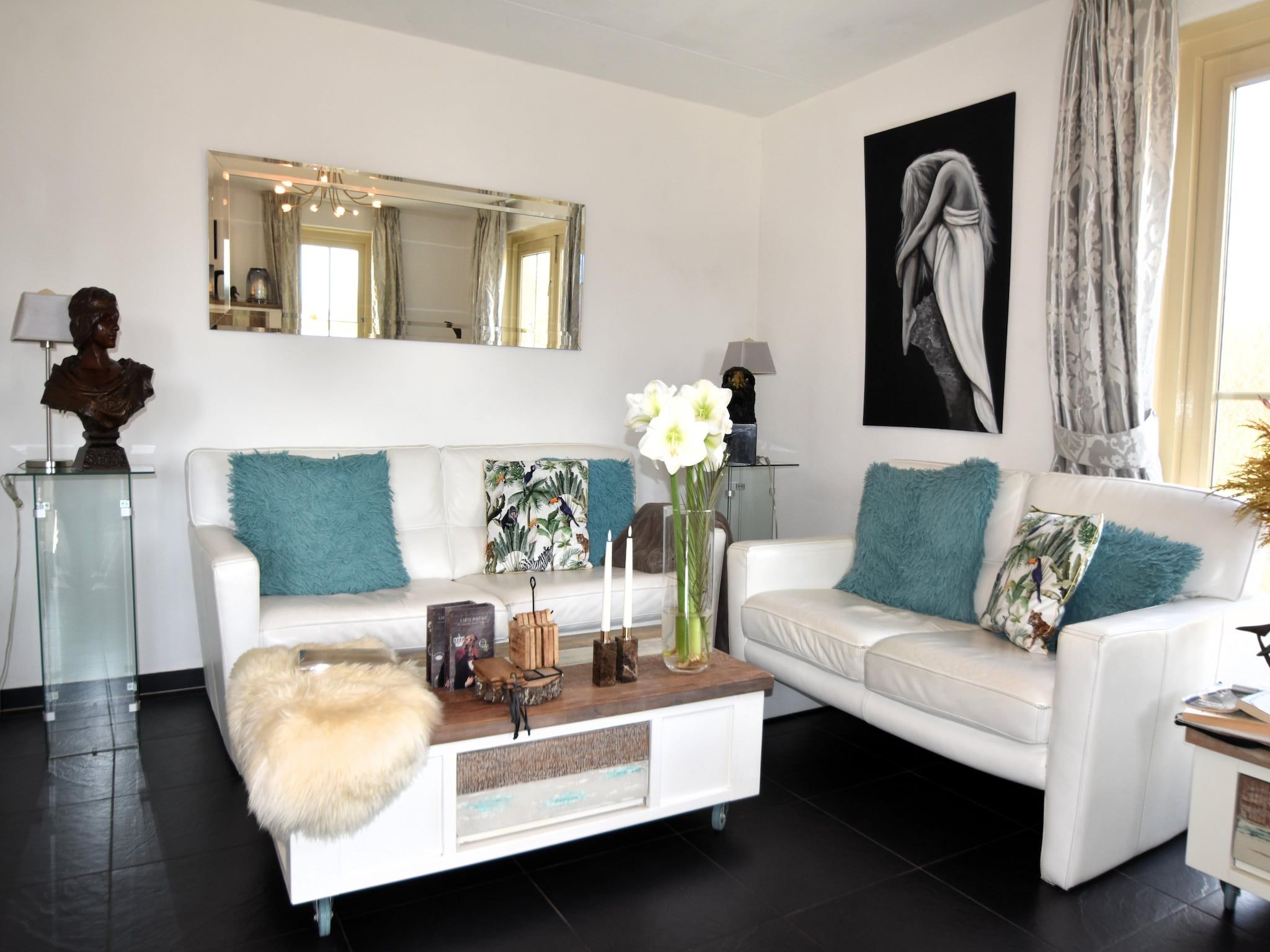 De woonkamer van Watervilla 51 in Simonshaven