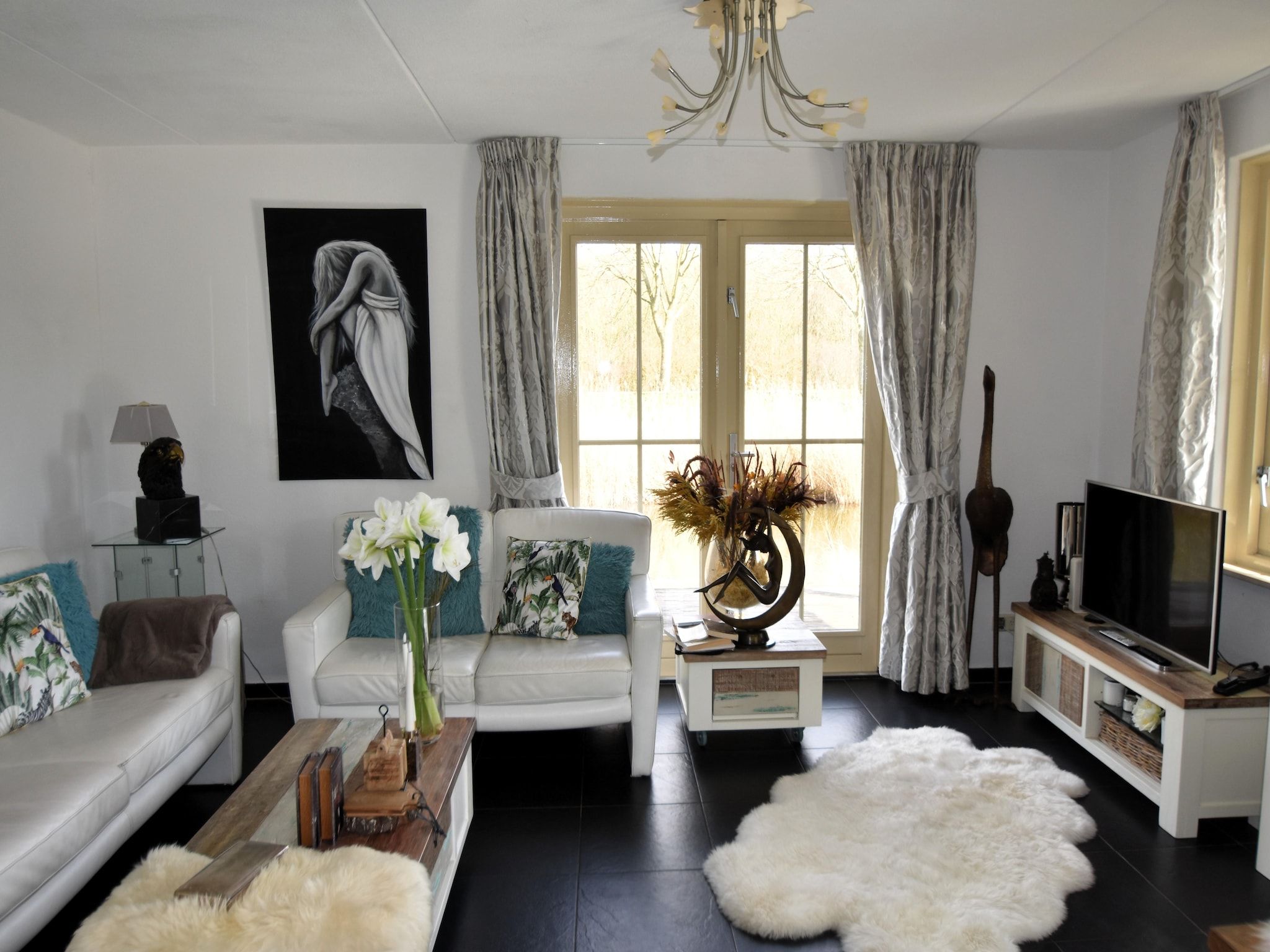 De woonkamer van Watervilla 51 in Simonshaven