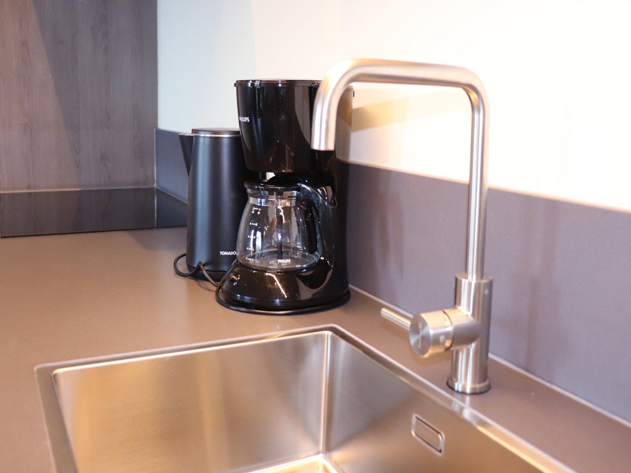 De keuken van Berkenhof appartment in Workum