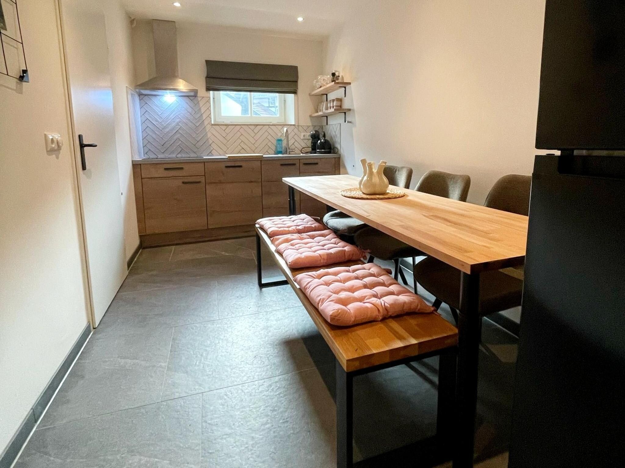 De eetkamer van Valleyview Cottages - NR04 in Voerendaal