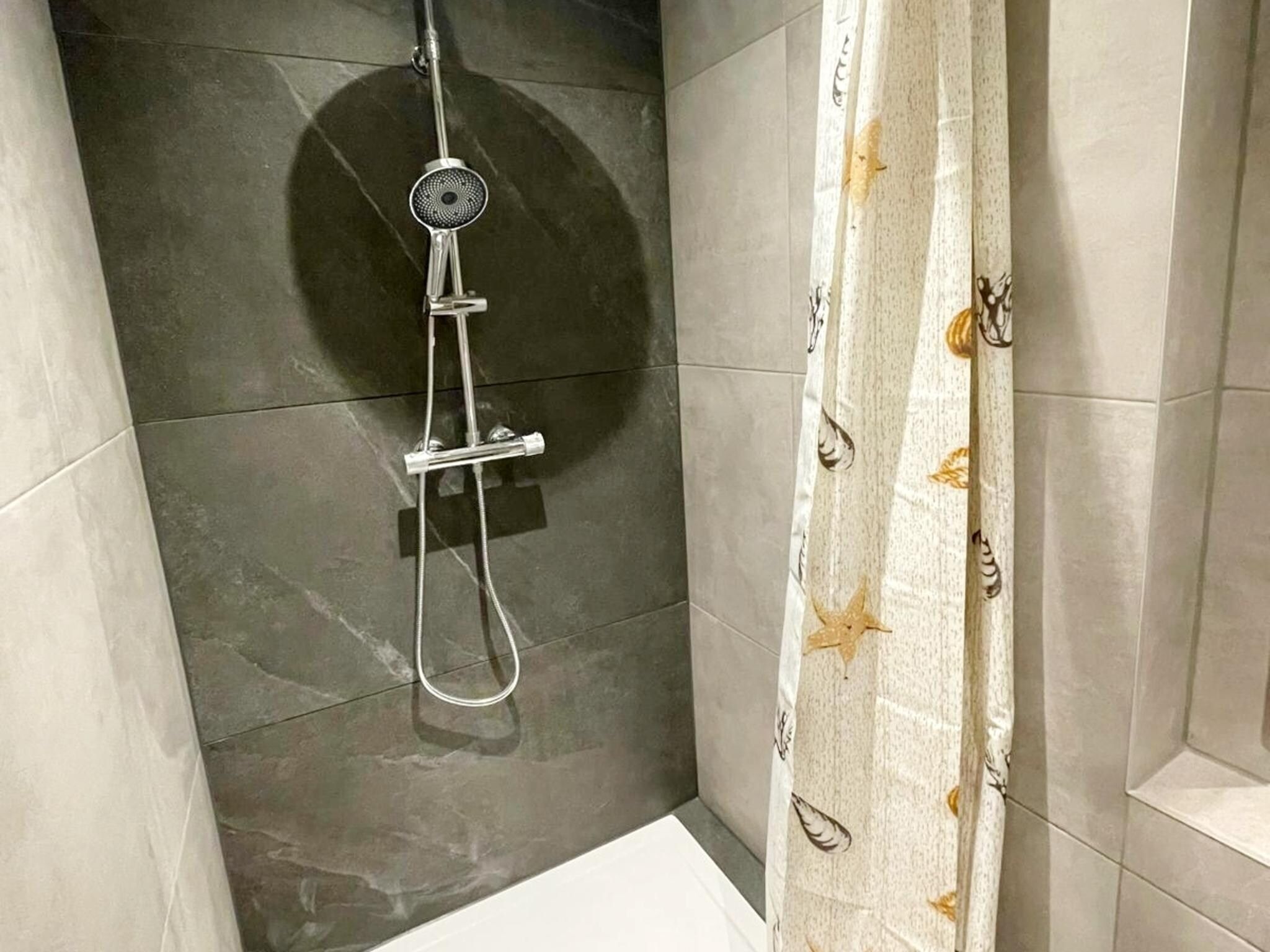 De badkamer van Valleyview Cottages - NR05 in Voerendaal