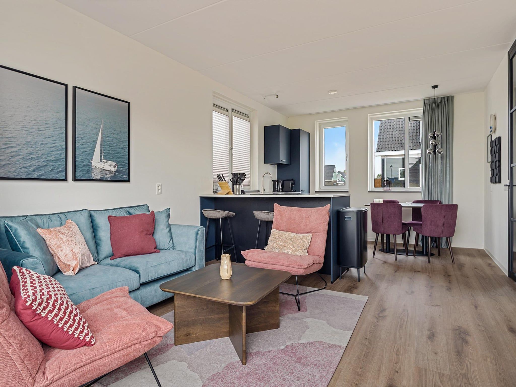 De woonkamer van Dijkhuys Binnen in PS Opperdoes