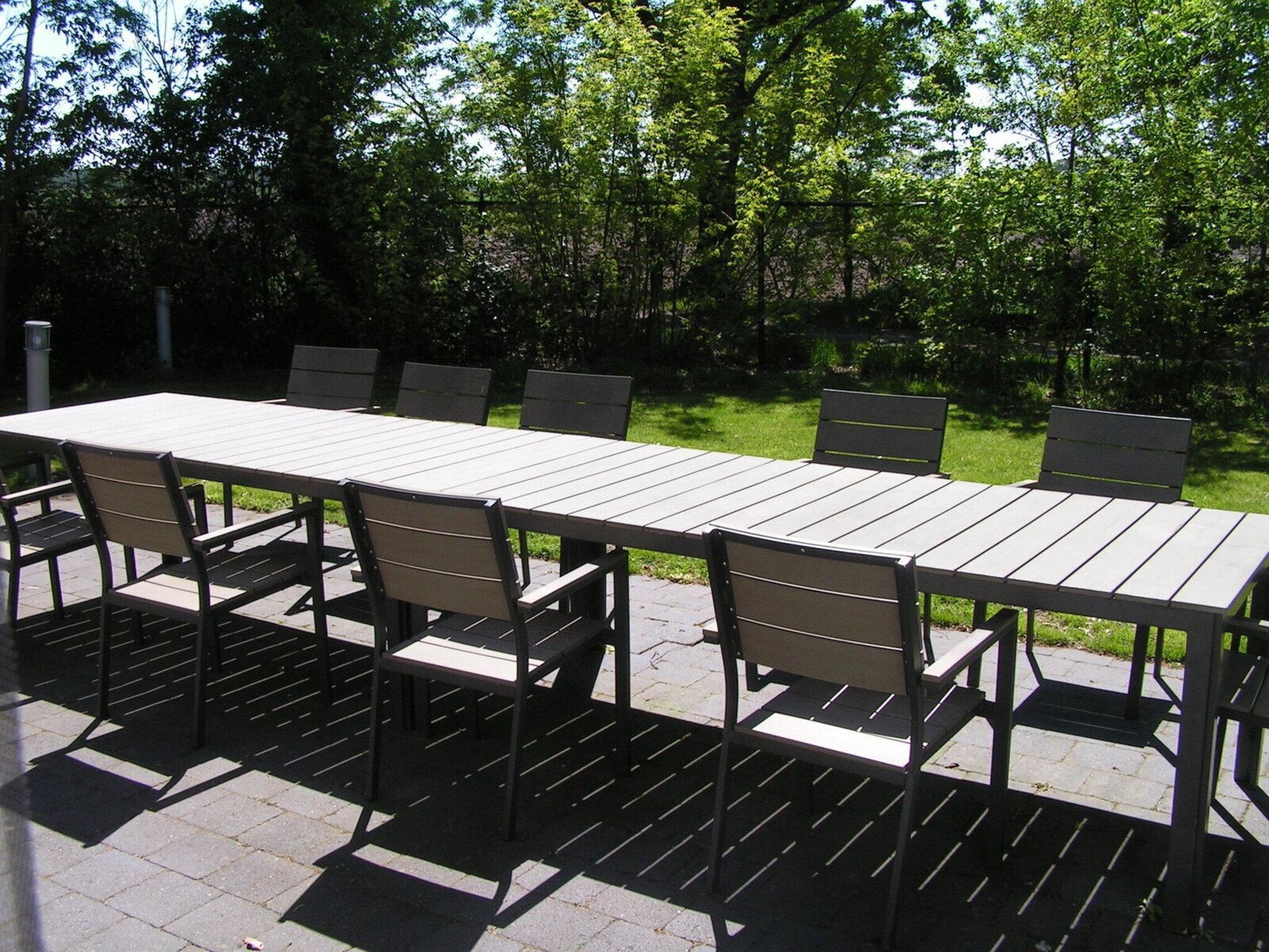 Het terras van Villa de Hertog 722 in Baarle-nassau