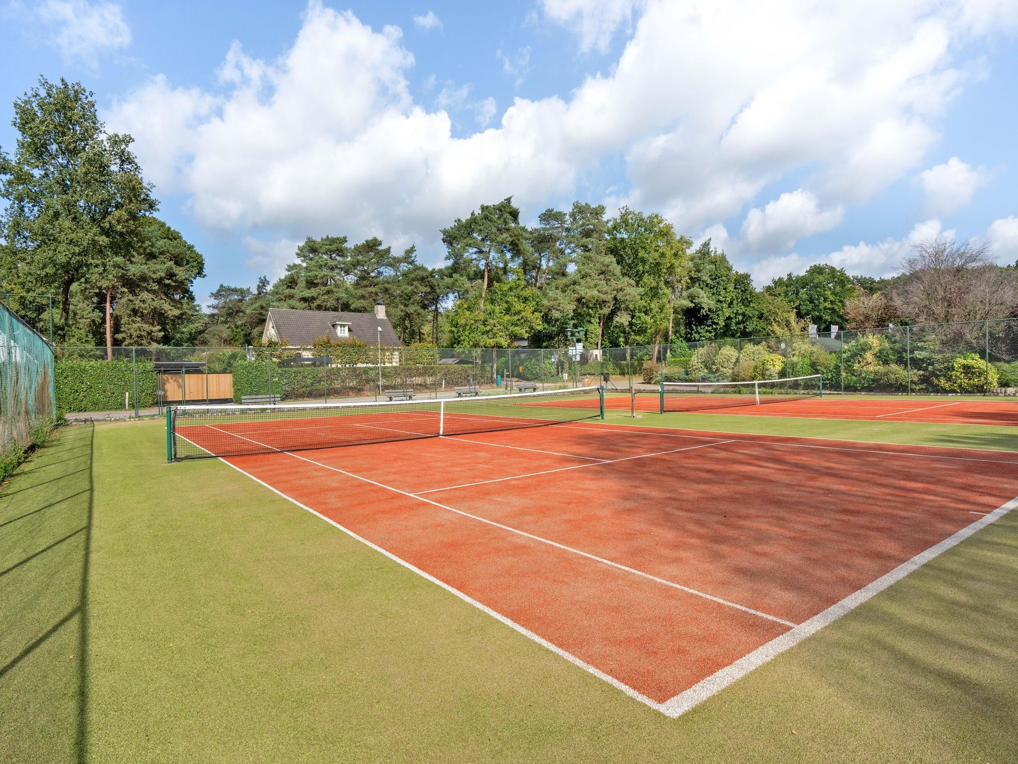 Parkfaciliteiten bij Villa de Hertog 722 in Baarle-nassau