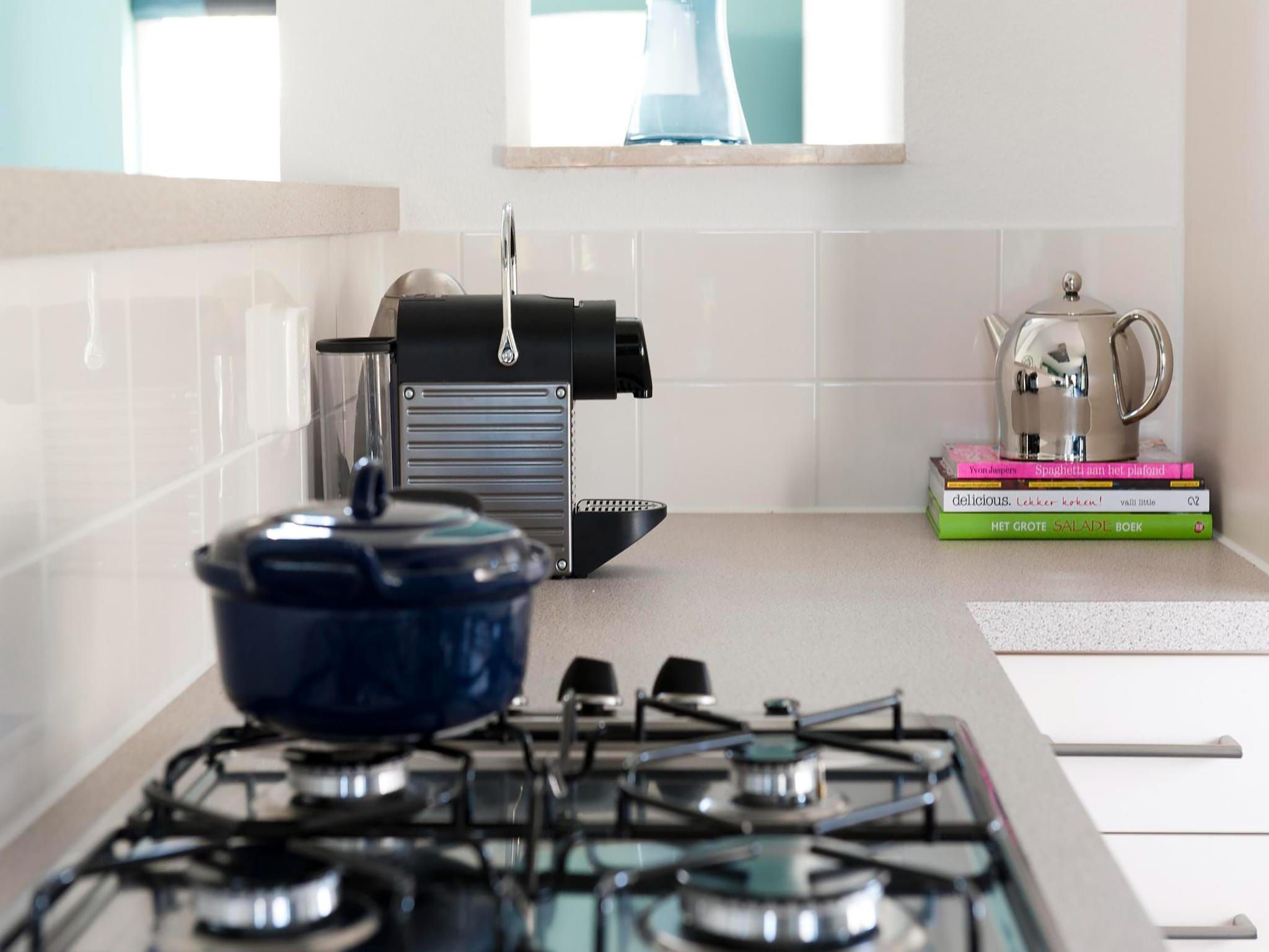 De keuken van 8 pers. Heerd Wellness de luxe in Vlagtwedde