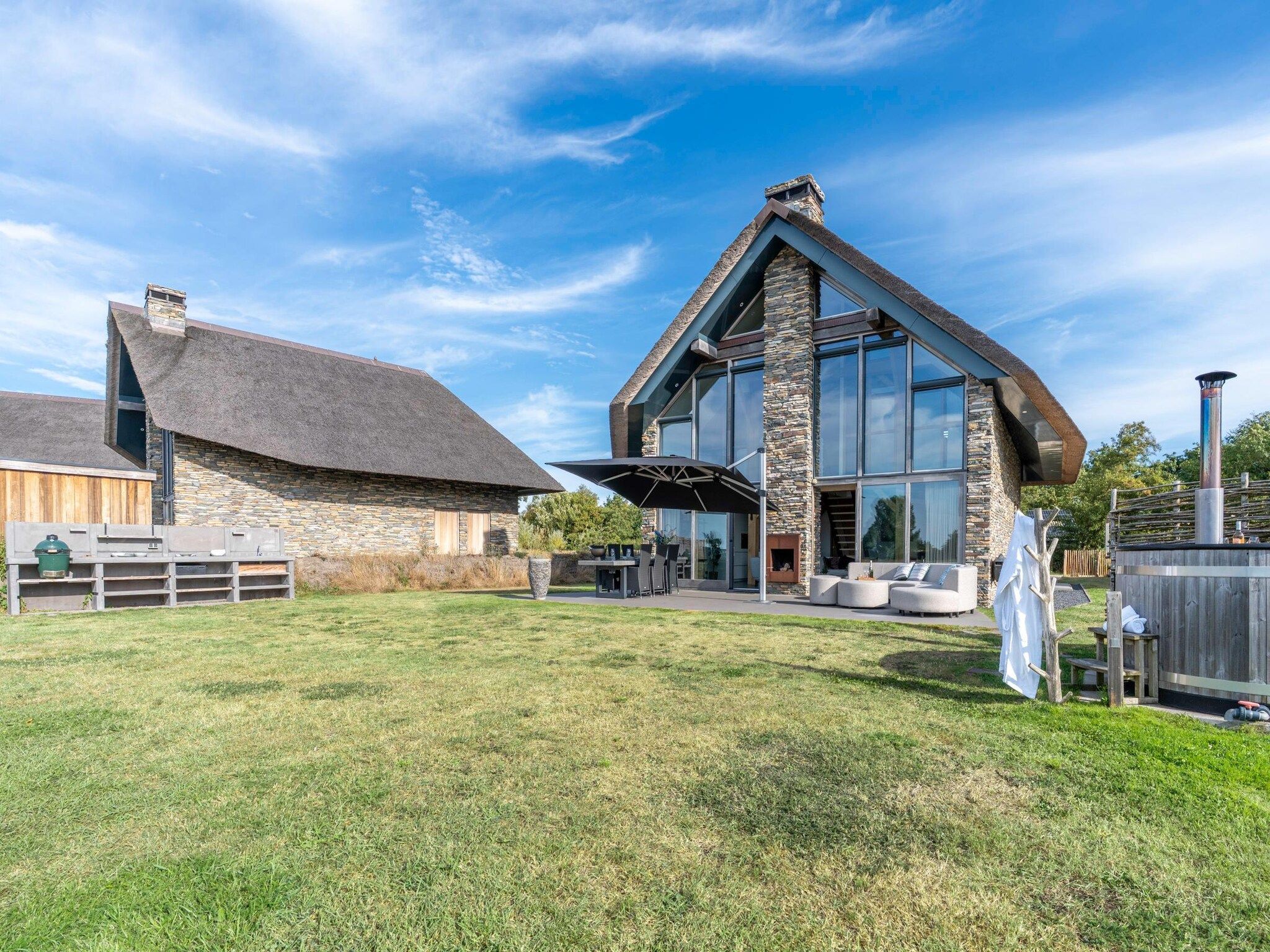 De buitenkant van Villa Buytenplaats 187 in De Koog