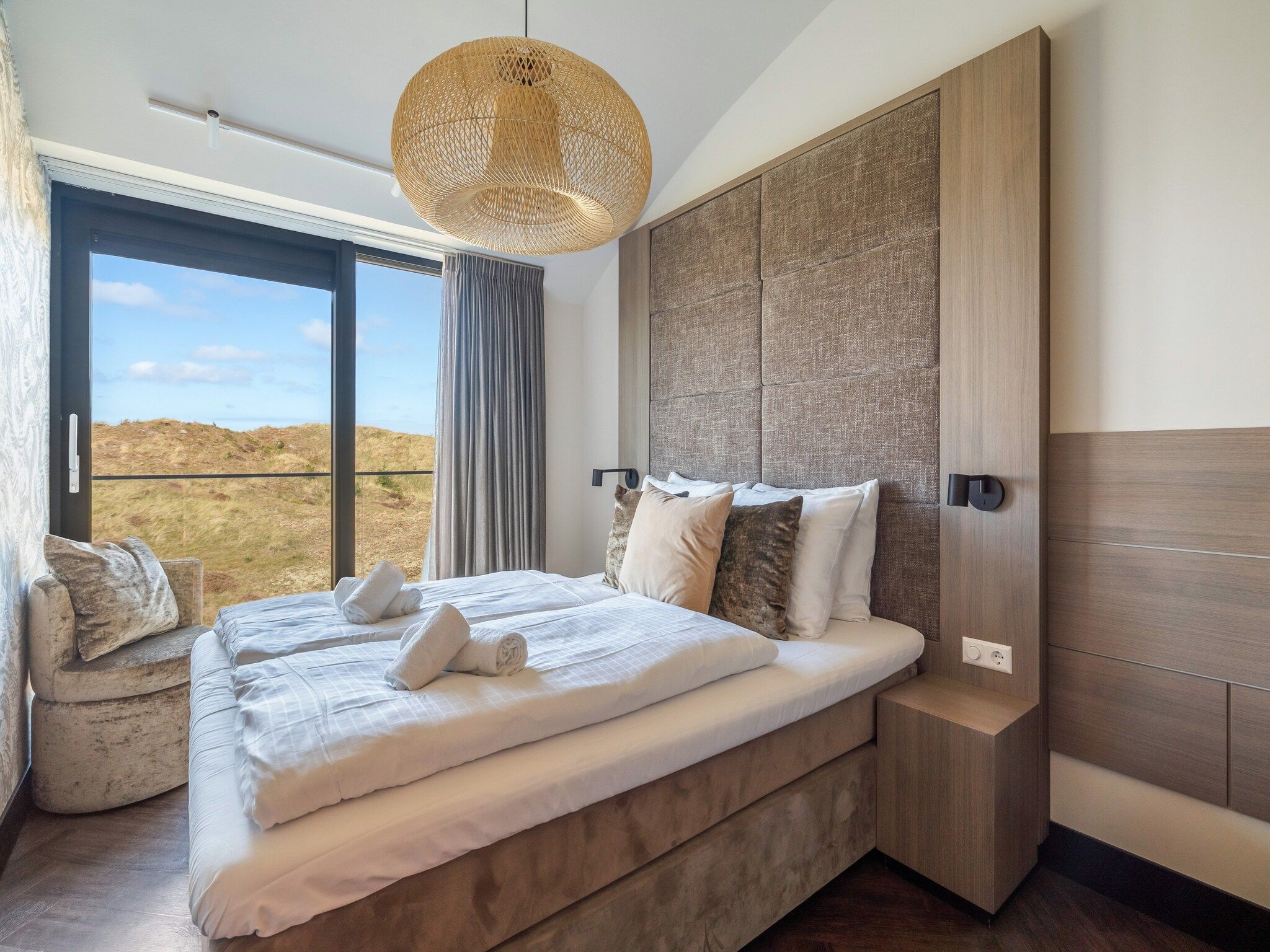 Een slaapkamer van Penthouse Zilt | 6 Persons in Sint Maartenszee