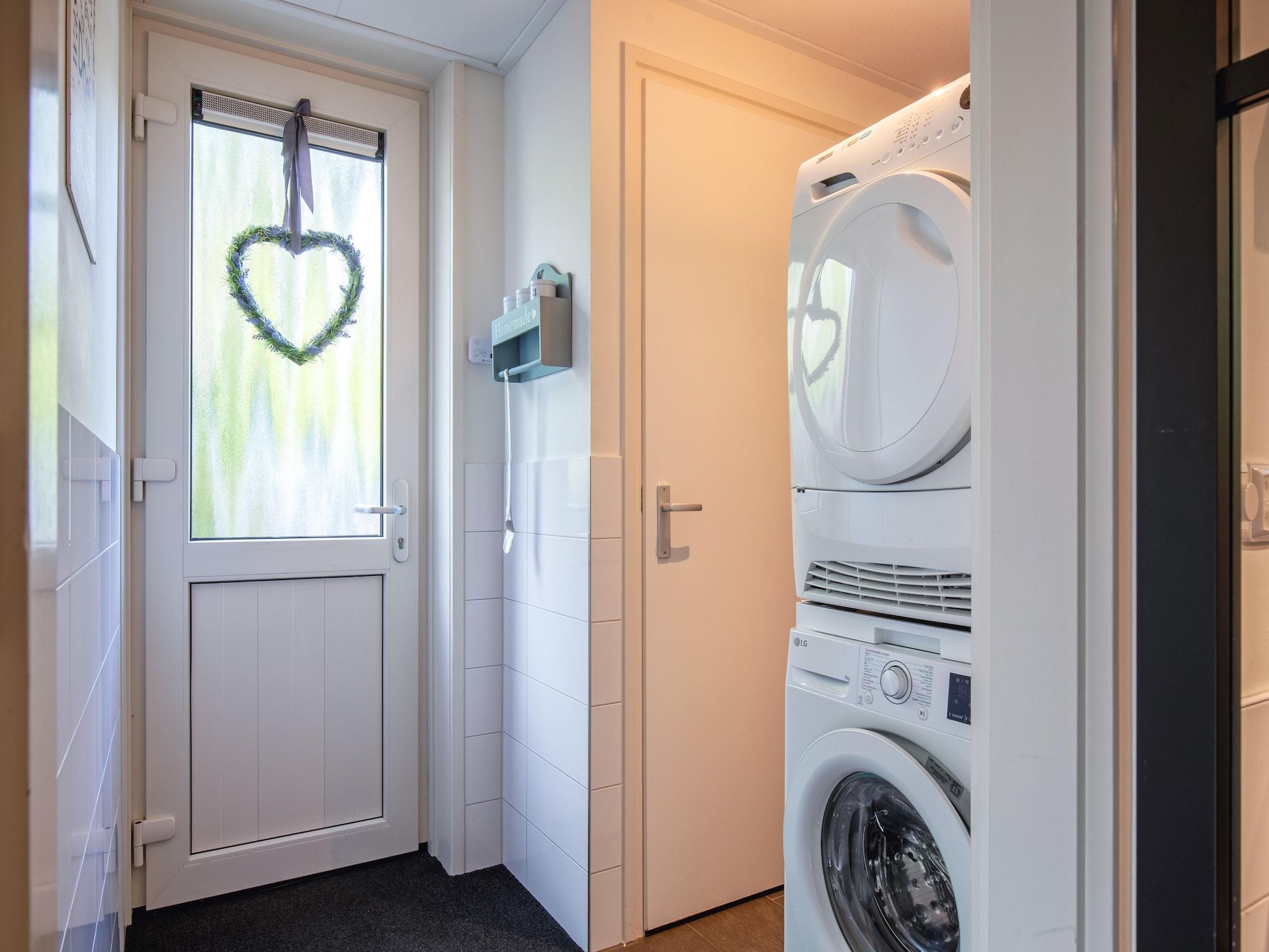 Voorzieningen bij De Witte Parel in Den Burg