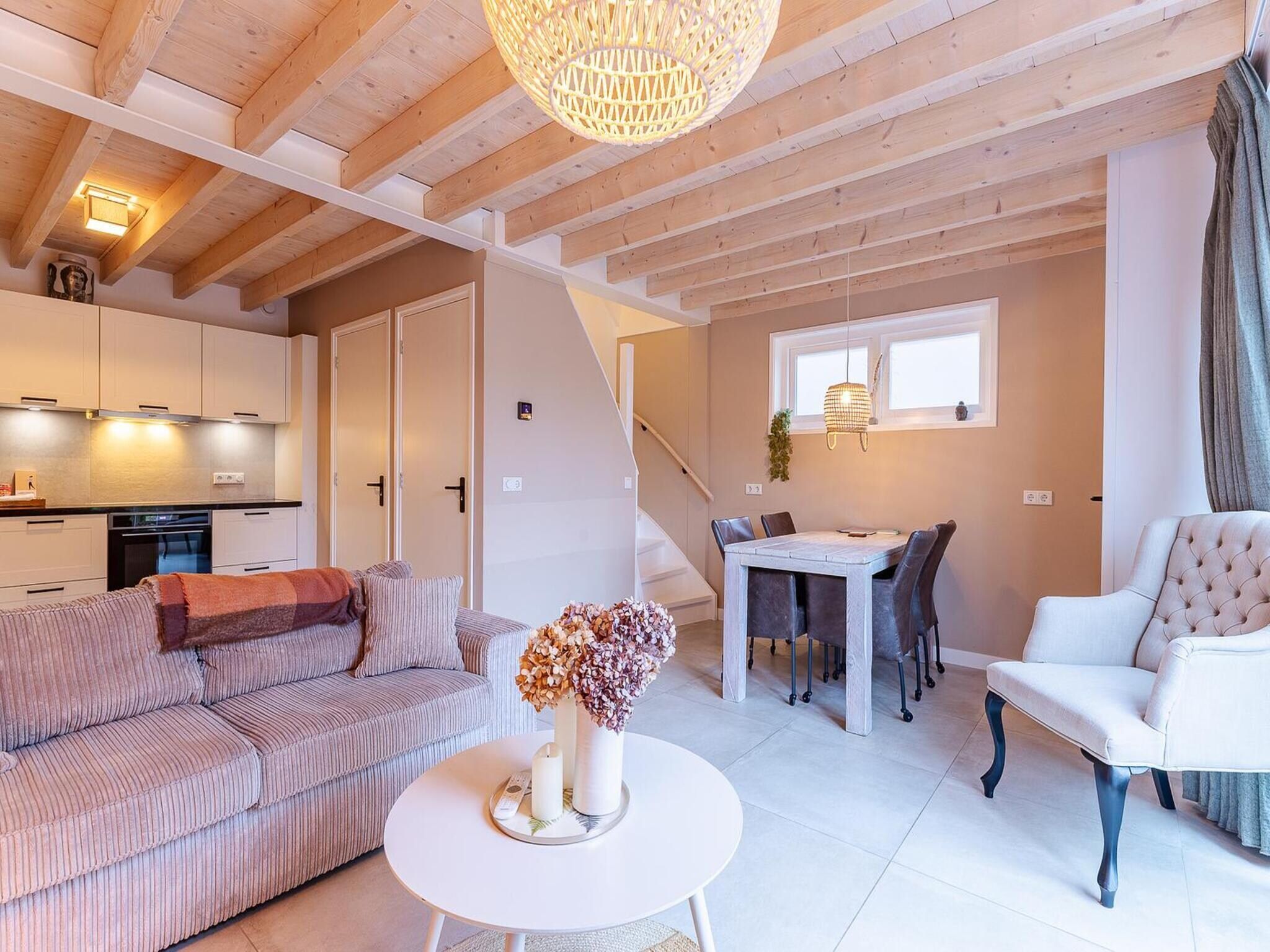 De woonkamer van Holiday home - Schoolstraat 6a | Vrouwenpolder in Vrouwenpolder