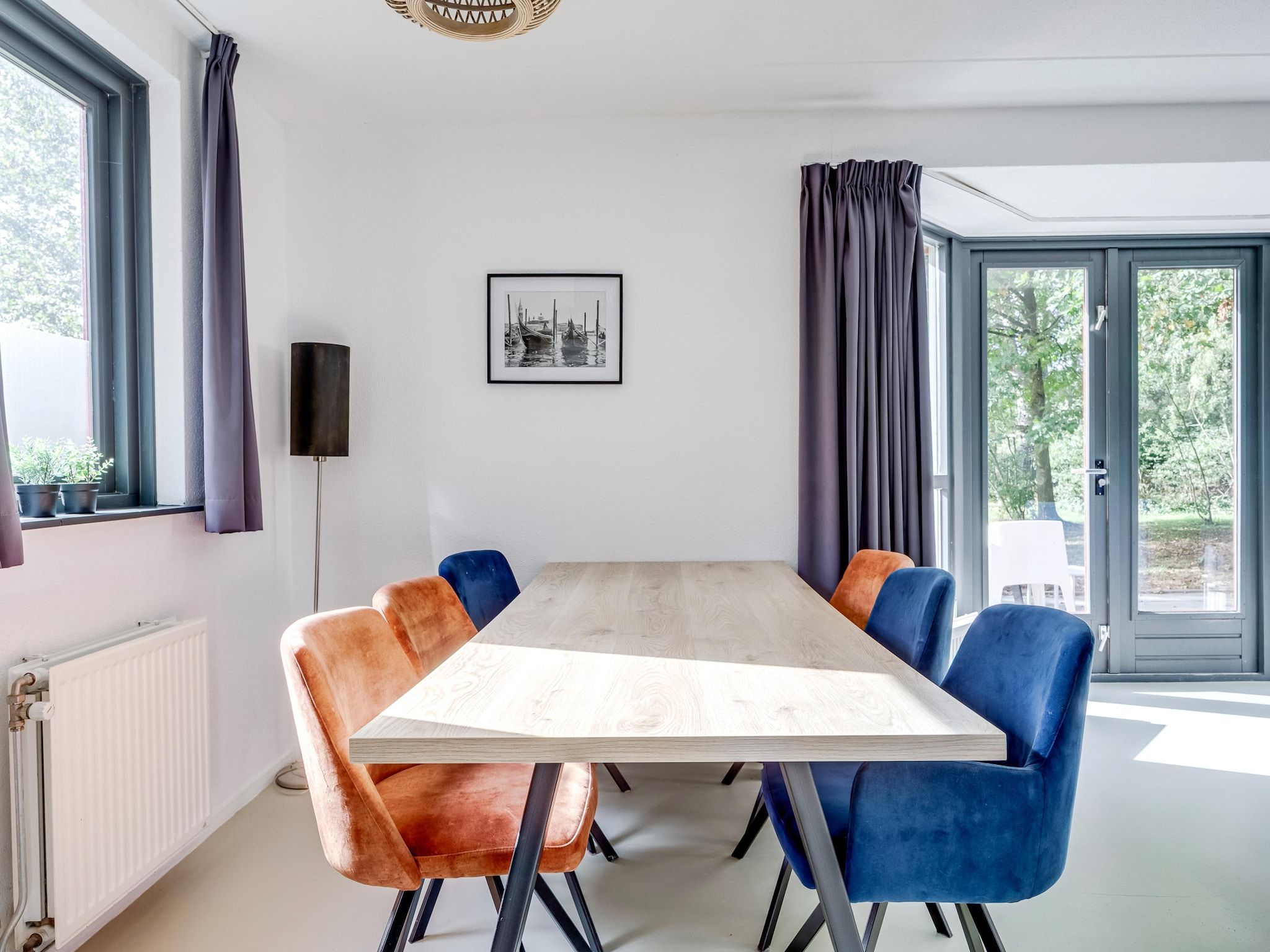 De eetkamer van 6 - Persons De Zingende Wilg (copy) (copy) (copy) in Ewijk