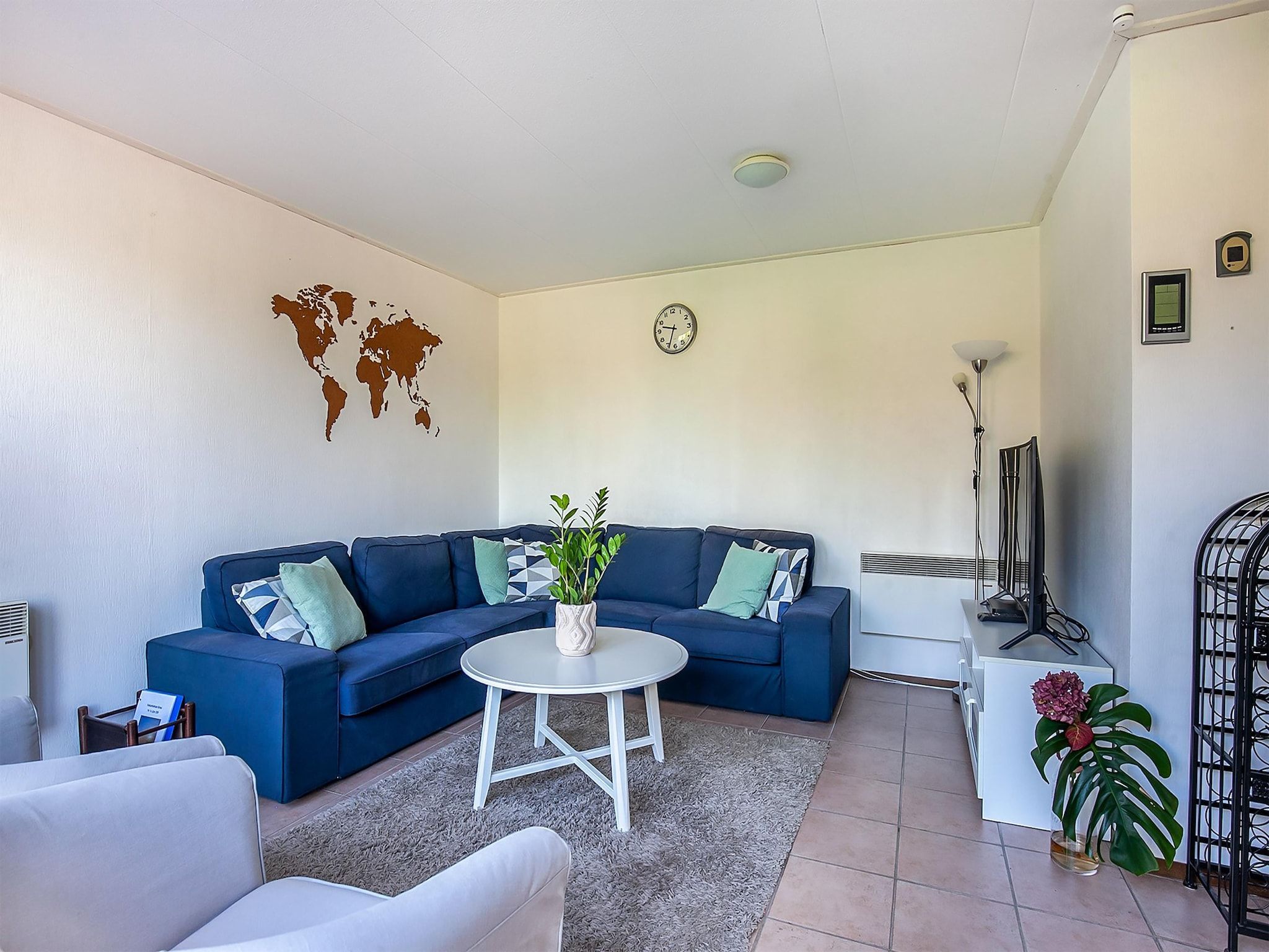 De woonkamer van Combinatiewoningen Wolters in grou