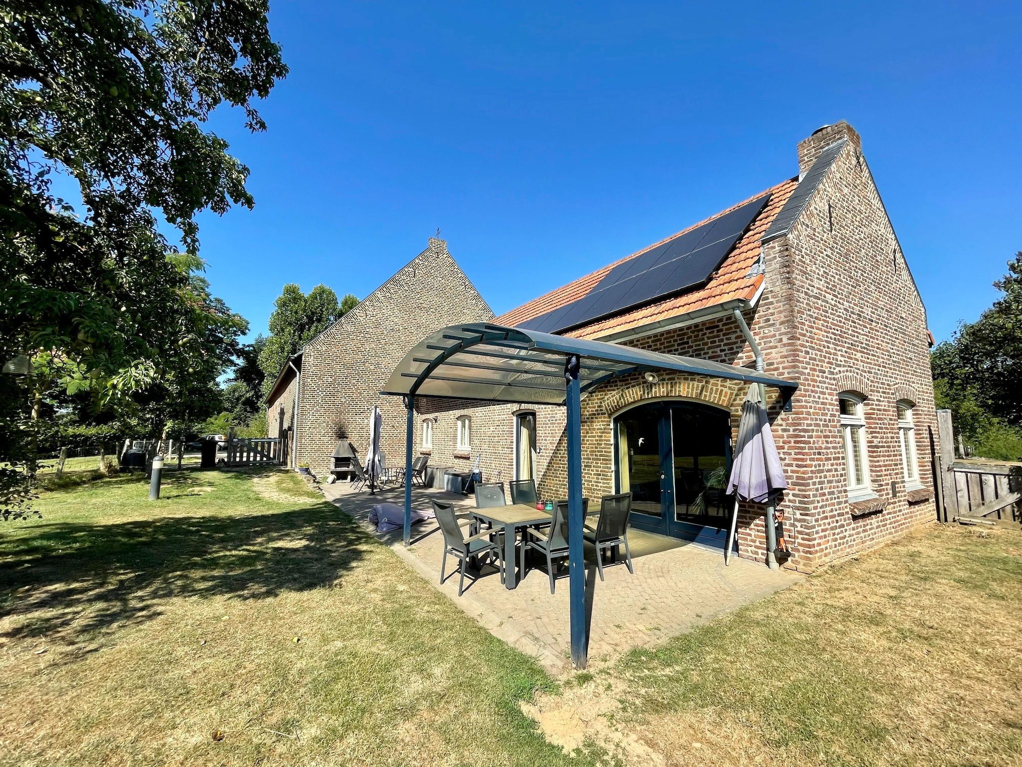 De buitenkant van Klein Paarlo in Sint Odilienberg