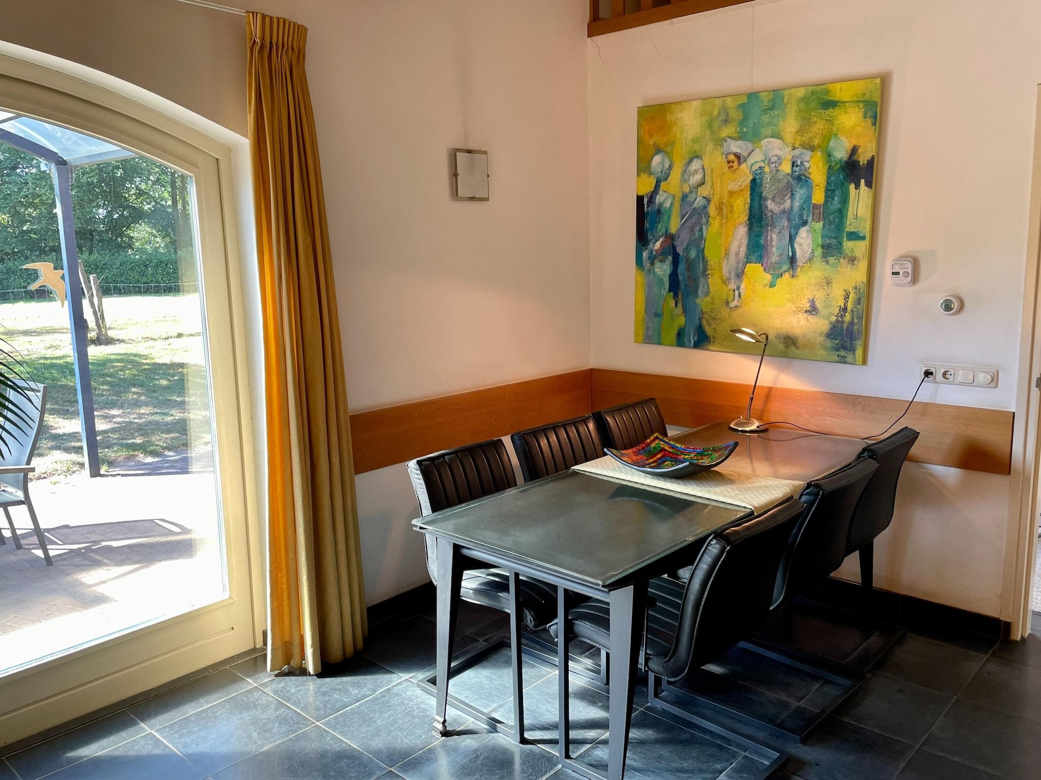 De eetkamer van Klein Paarlo in Sint Odilienberg