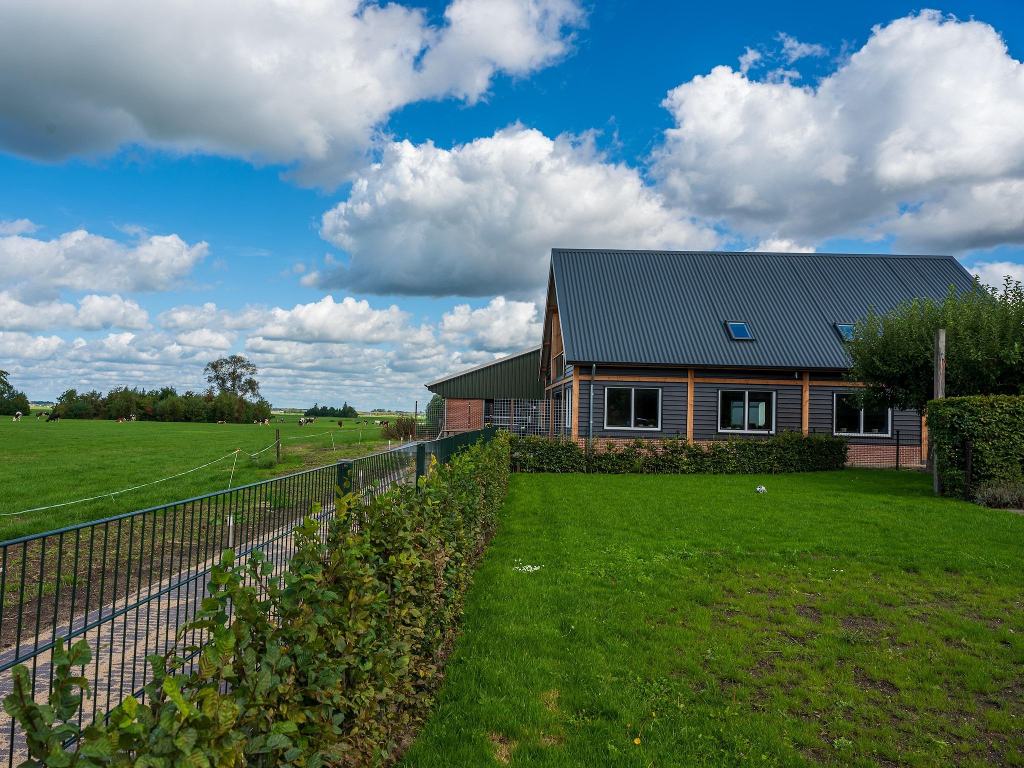 De buitenkant van The New Barn in Montfoort