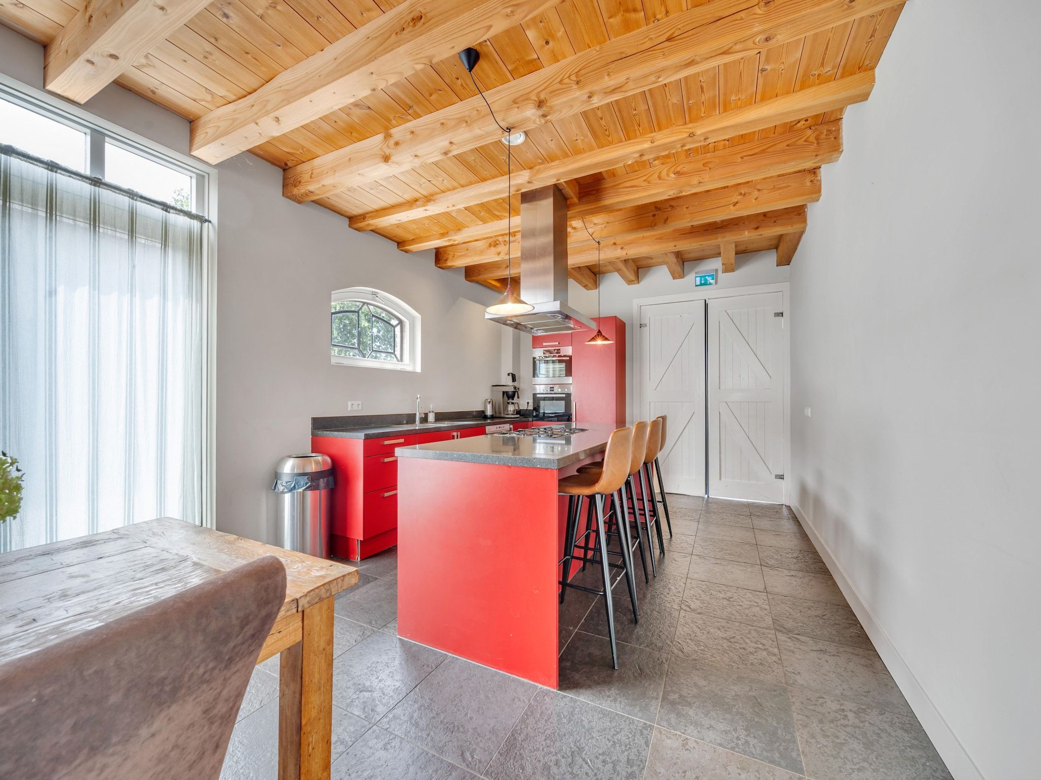De keuken van De Kleine Stal in Snelrewaard