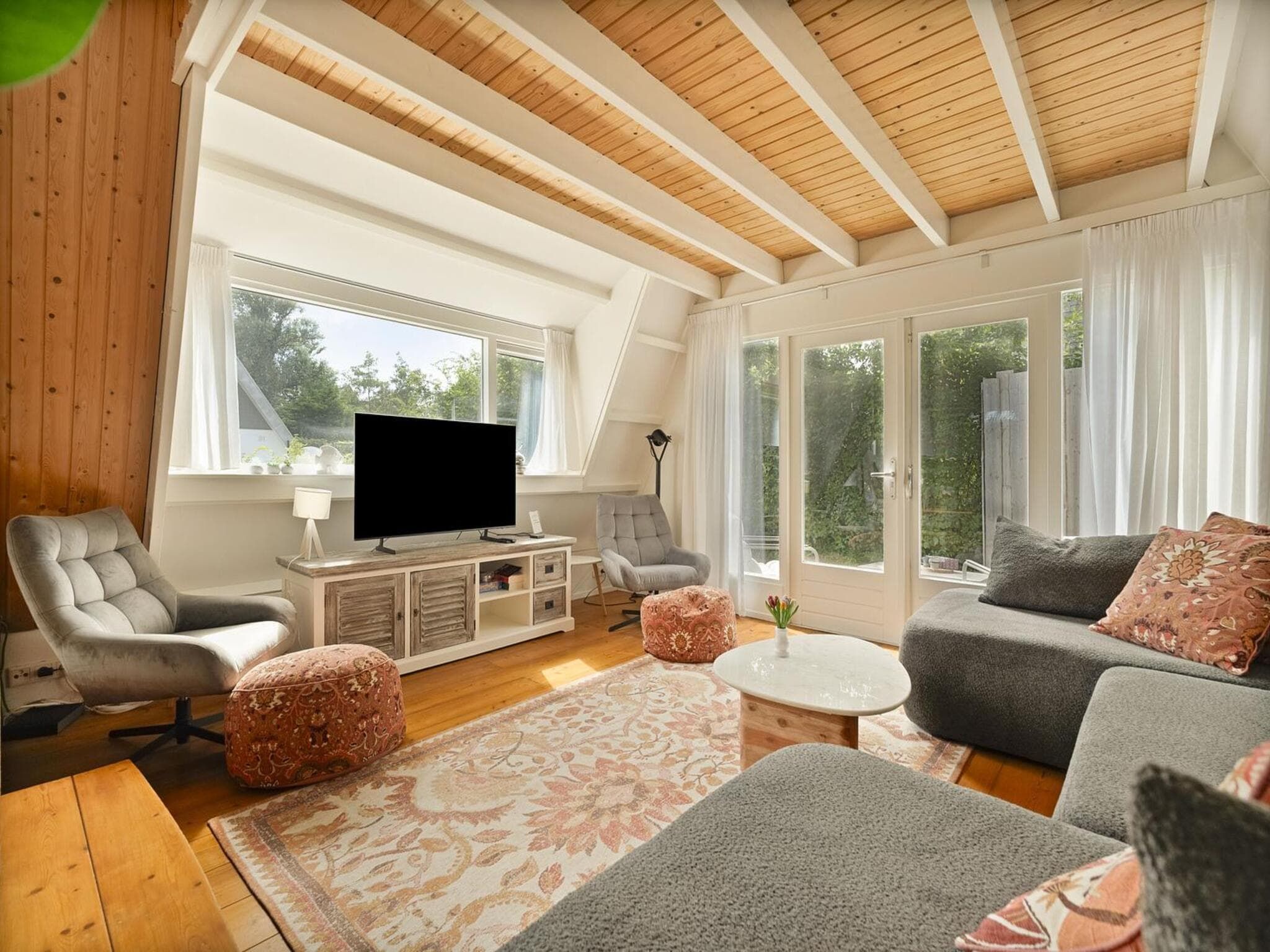 De woonkamer van Sandepark 37 in Groote Keeten