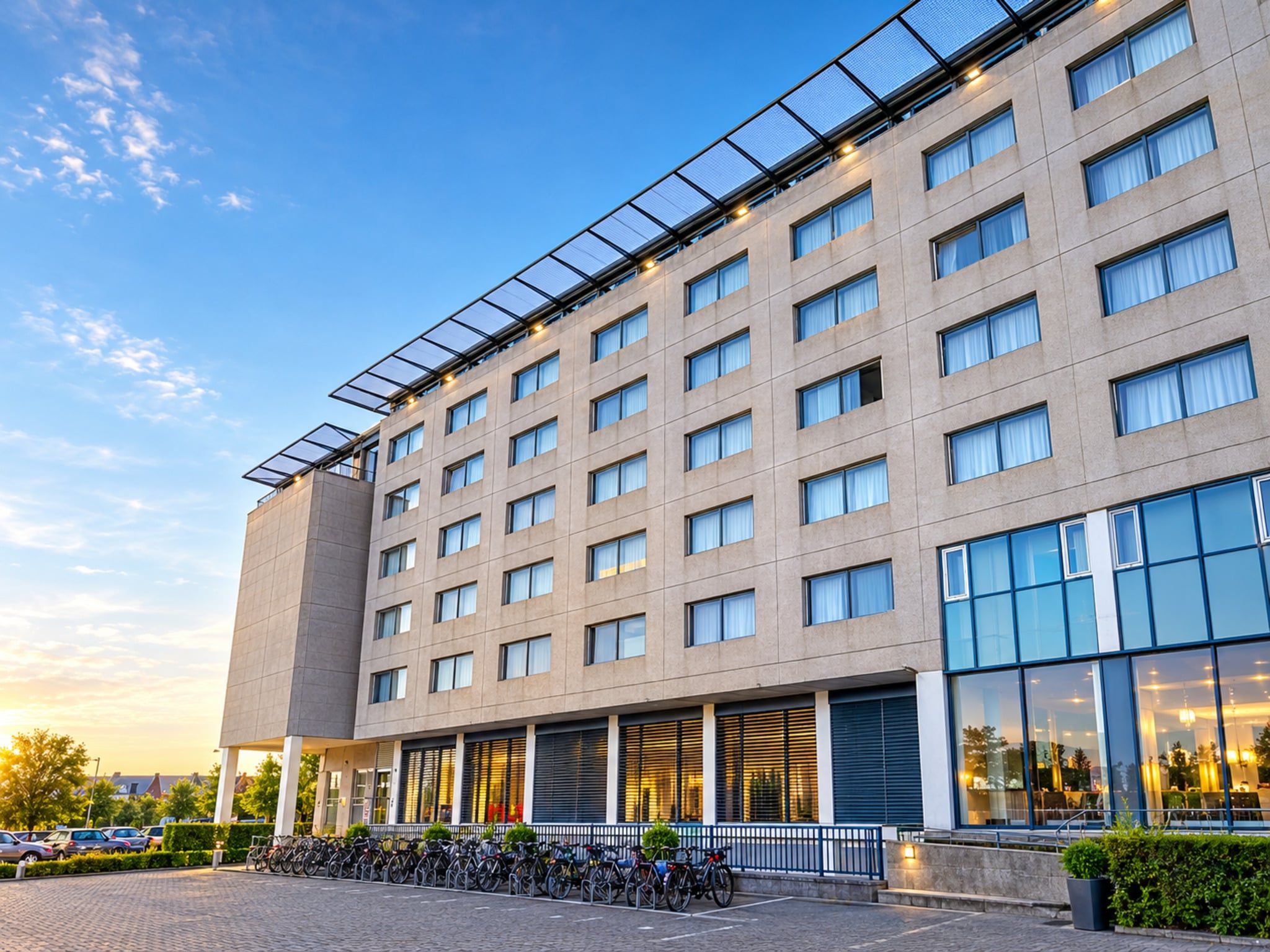 Sunday Hotel Amsterdam Airport Schiphol in Badhoevedorp, - Foto 12 van 31