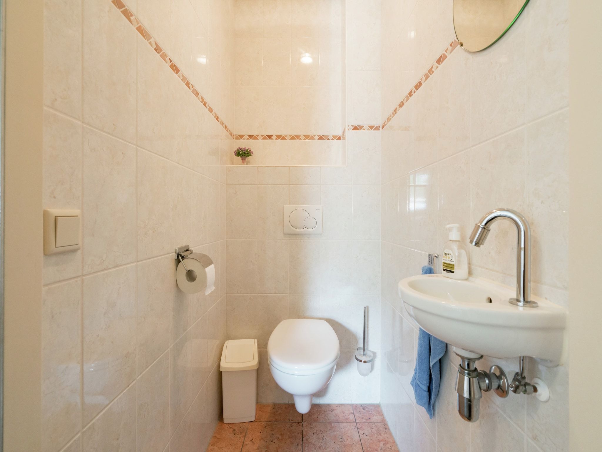 De badkamer van Gerhardeshoeve in Hardenberg-Rheeze