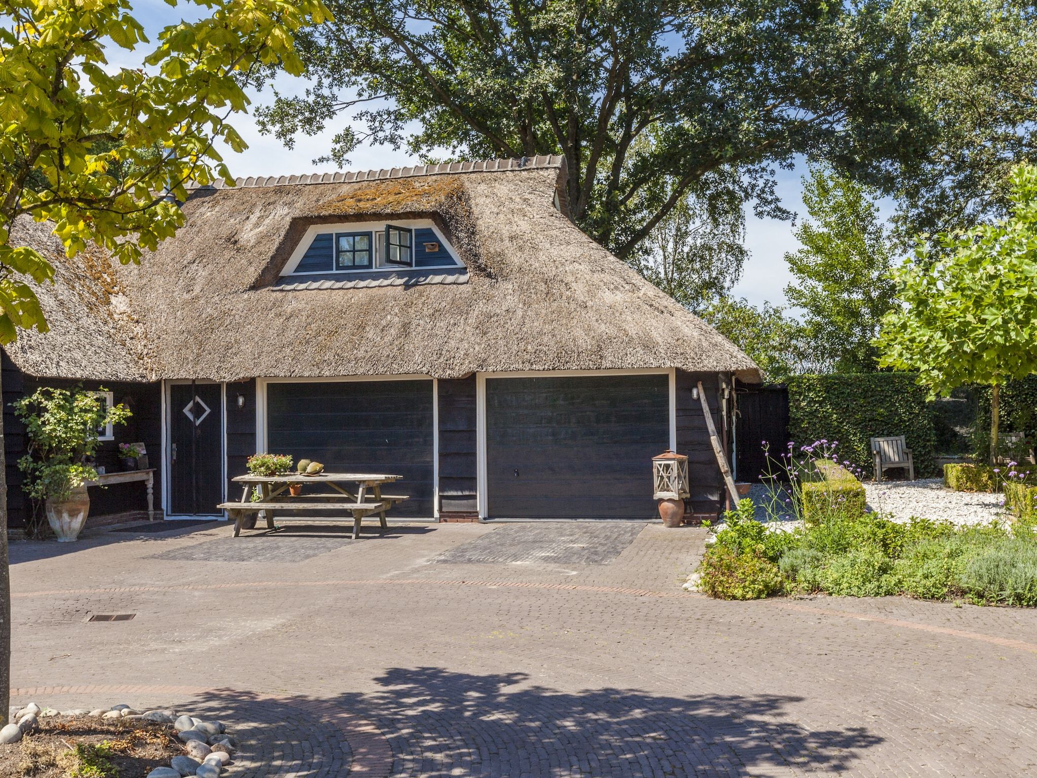 De buitenkant van De Hytte in Balkbrug