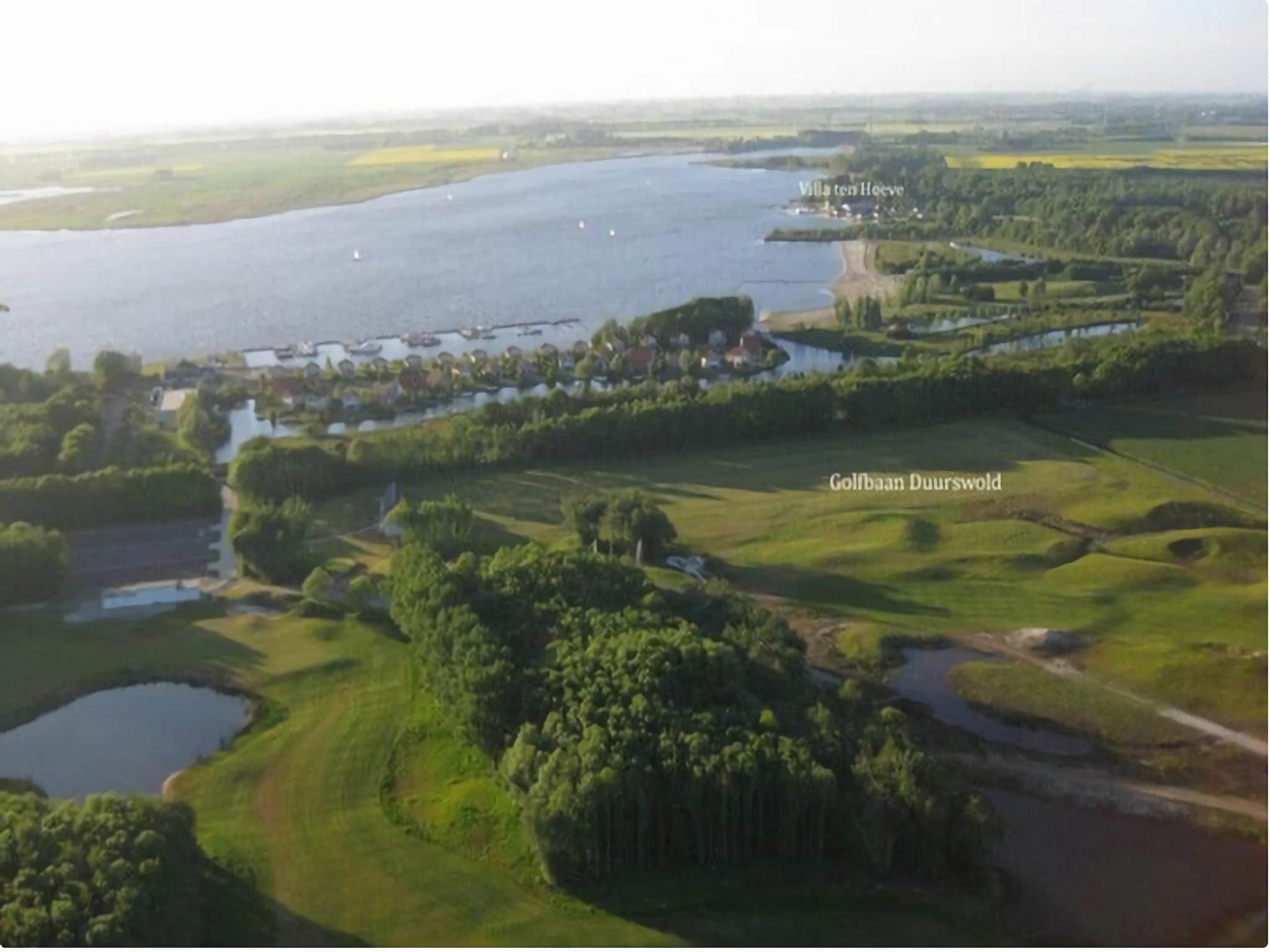 De omgeving van Villa ten Hoeve in Steendam