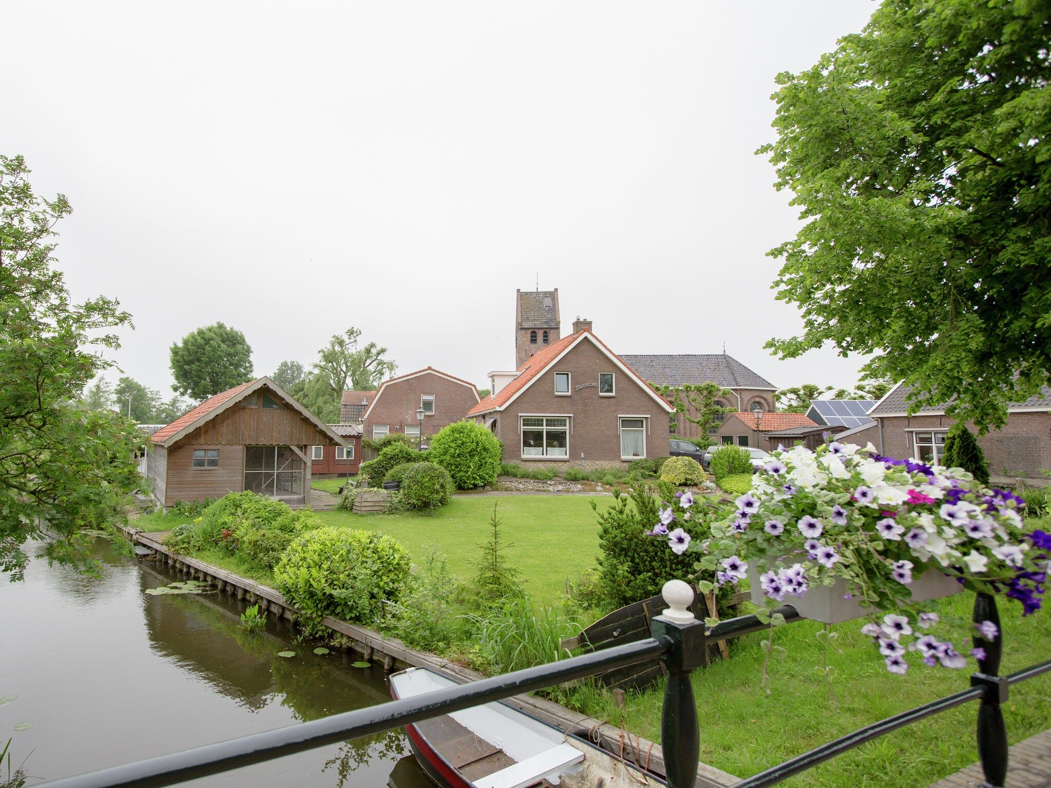 De Goudsbloem in Molkwerum - Foto 22 van 40