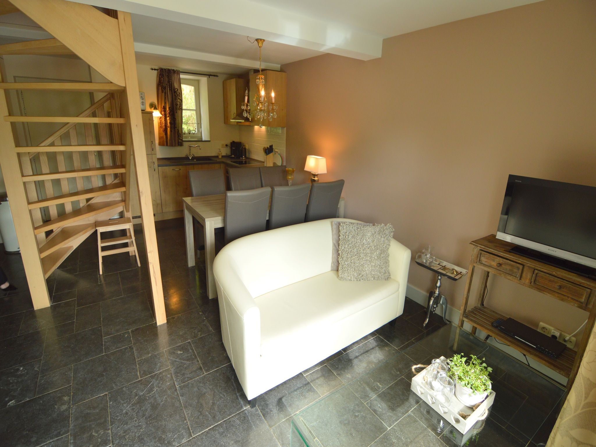 De woonkamer van Hoeve A Gen Water - Hummesknupke in Slenaken