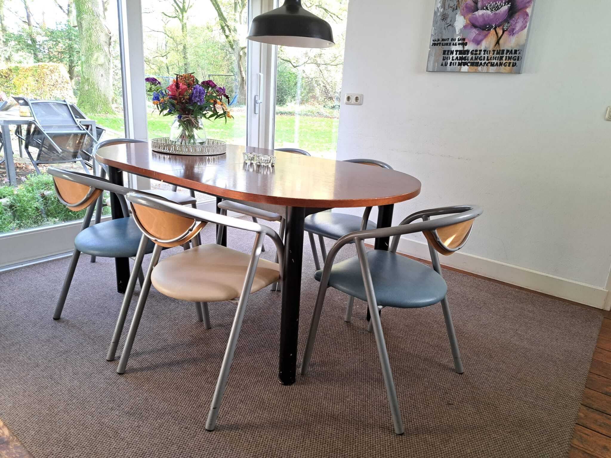 De eetkamer van Vier Vogelenzang in Vessem