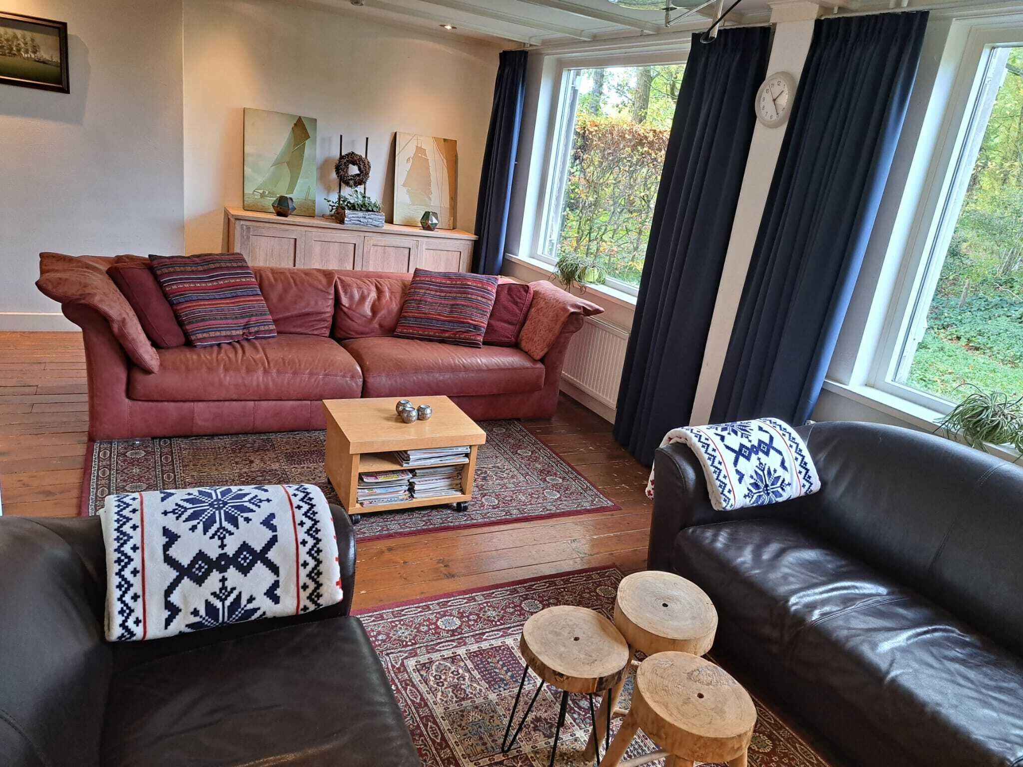 De woonkamer van Vier Vogelenzang in Vessem