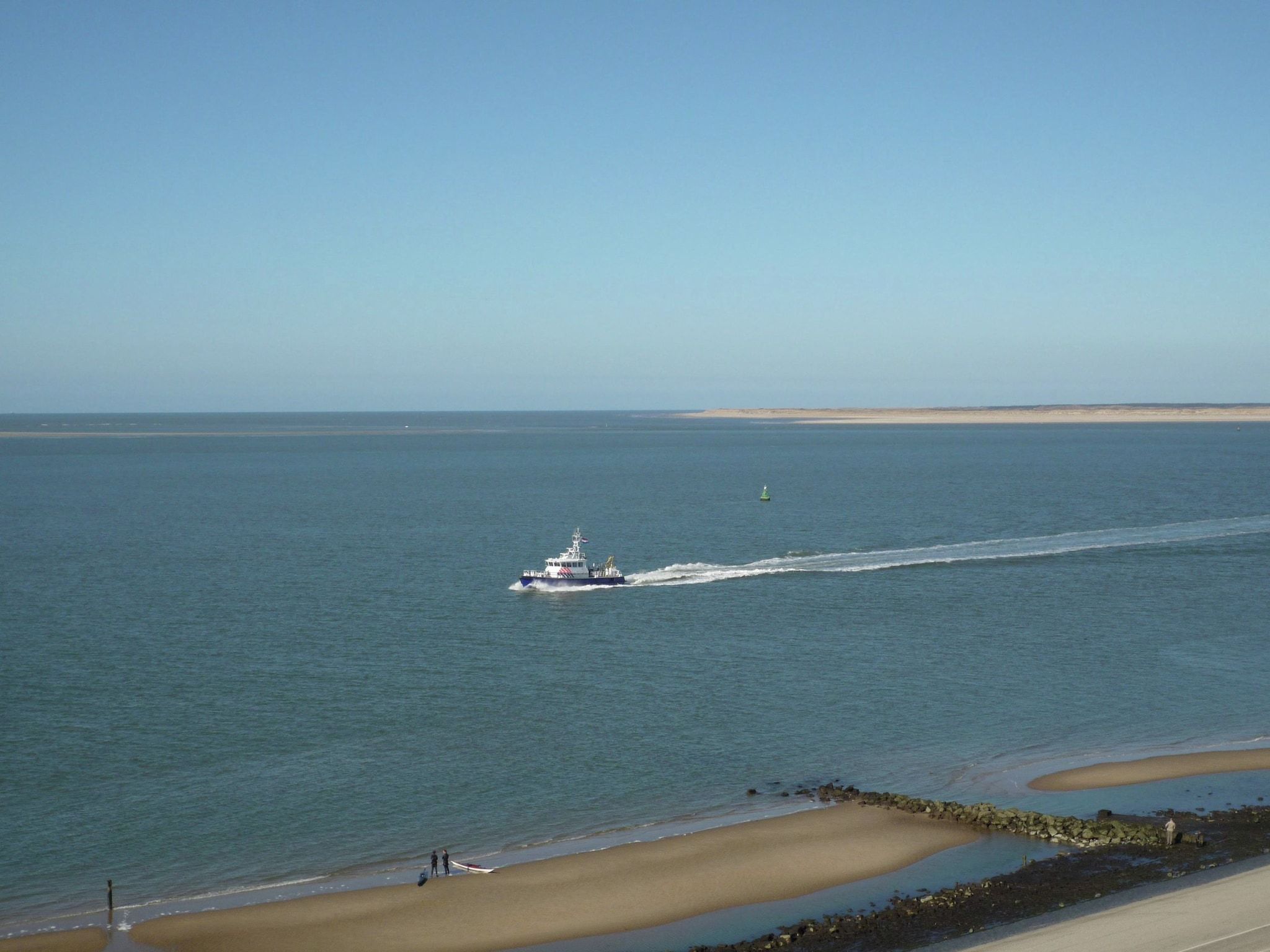 Het uitzicht vanaf De Kustwachttoren in Huisduinen