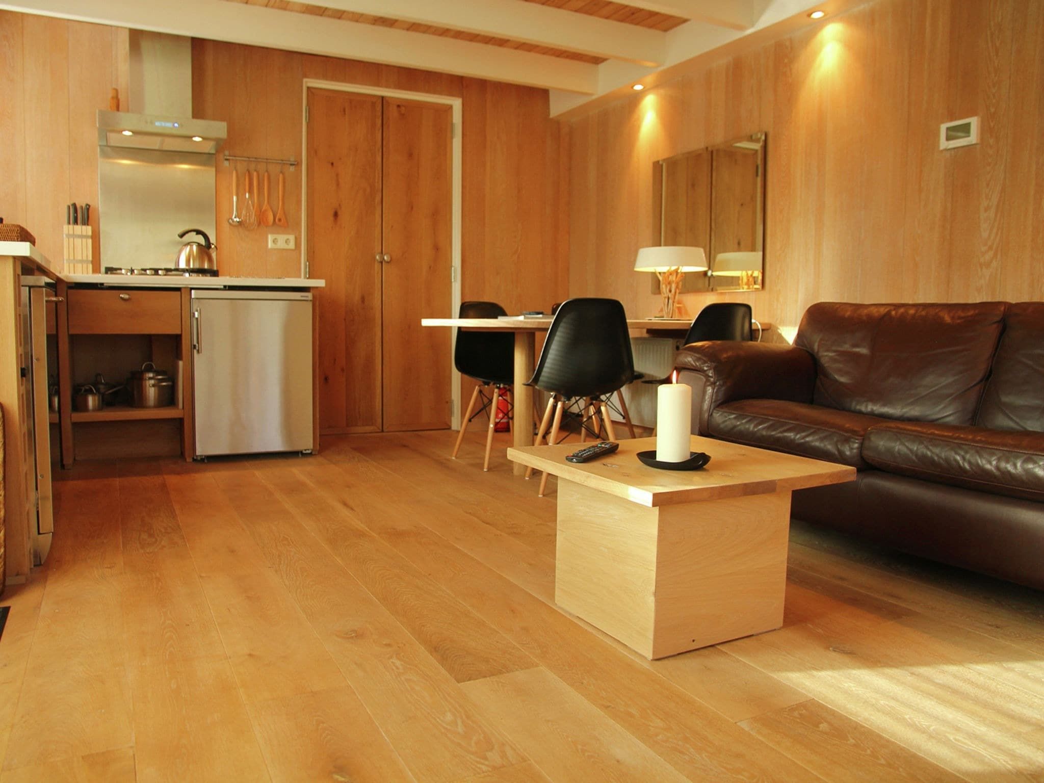 De eetkamer van De Ronde O in Heiloo