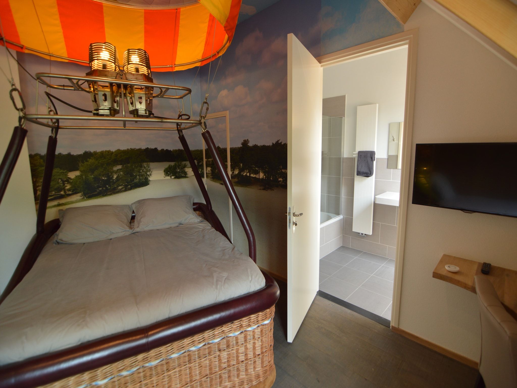 Een slaapkamer van Ballonatelier in Haaren