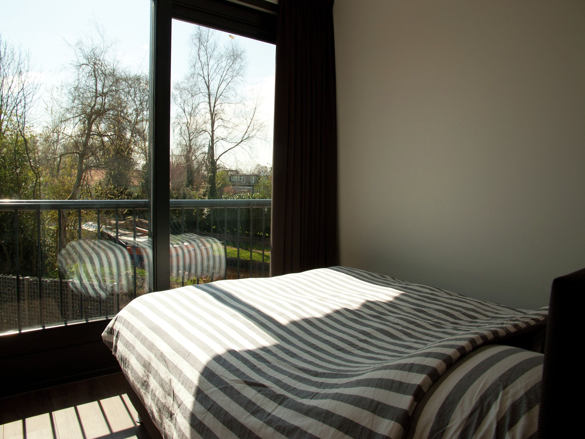 Een slaapkamer van Aan de Friese Meren in Langweer