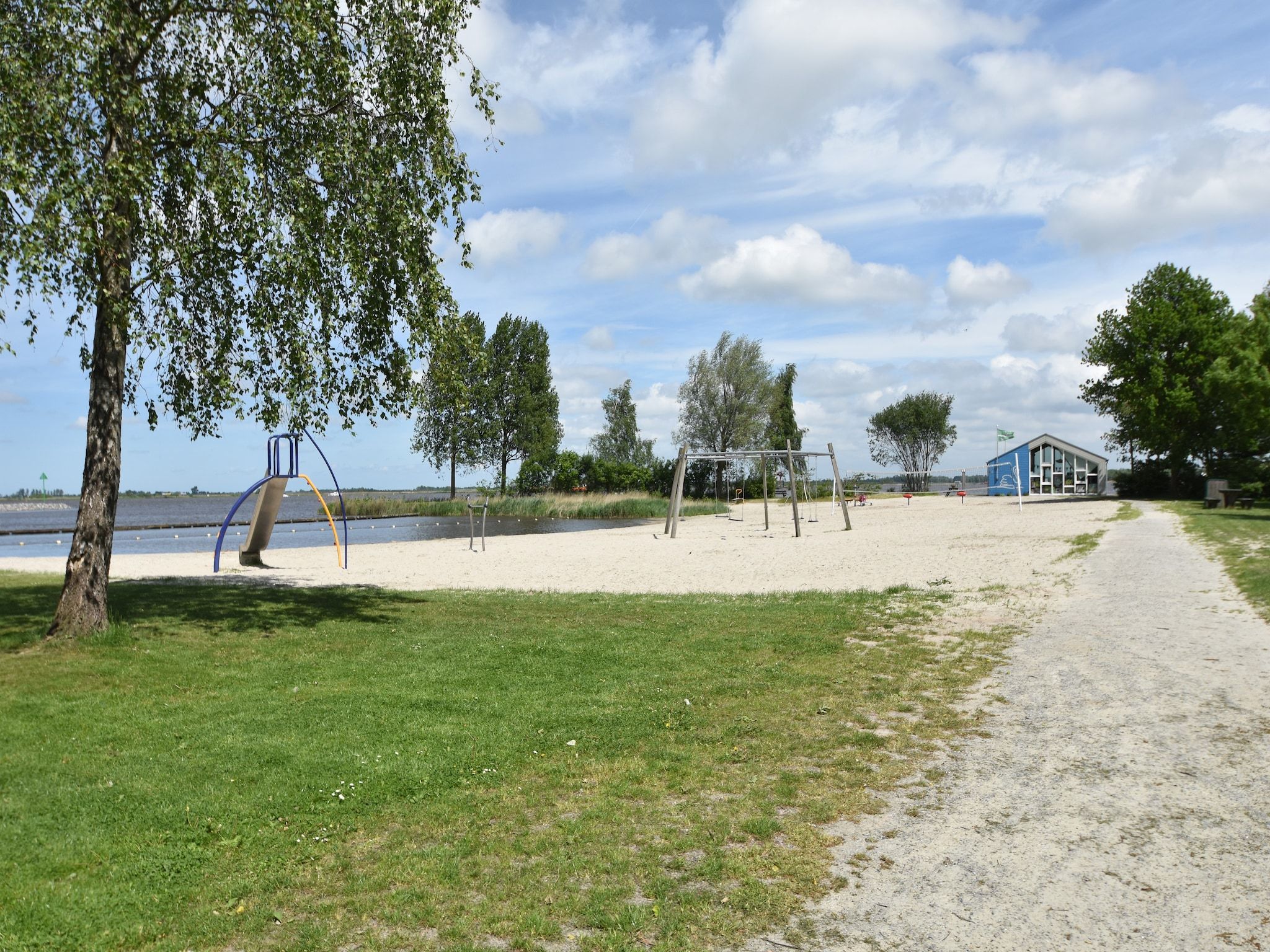 Aan de Friese Meren in Langweer - Foto 16 van 21