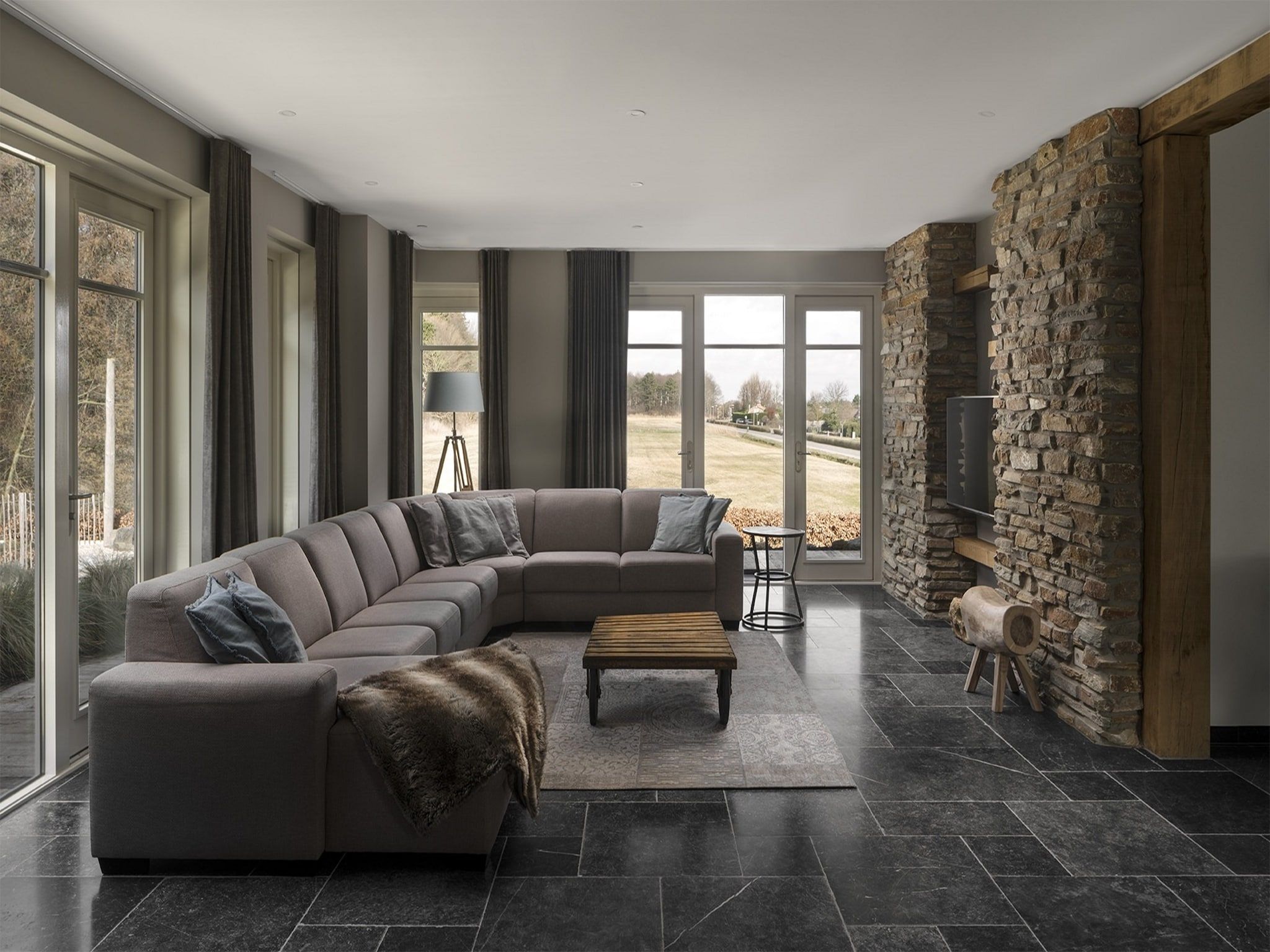 De woonkamer van Duinvilla Noordwijk in Noordwijk