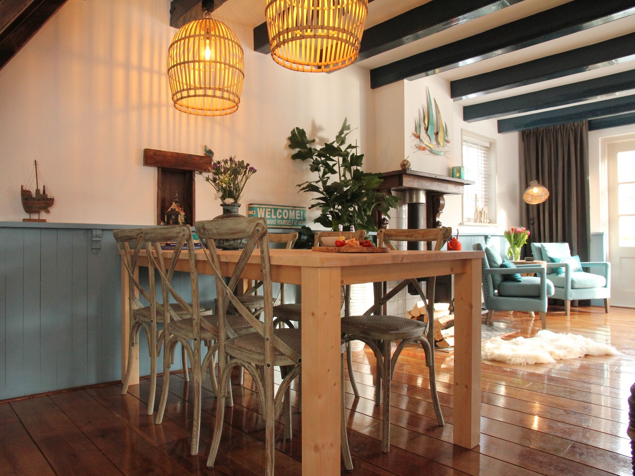 De eetkamer van Skippers Inn in Hindeloopen