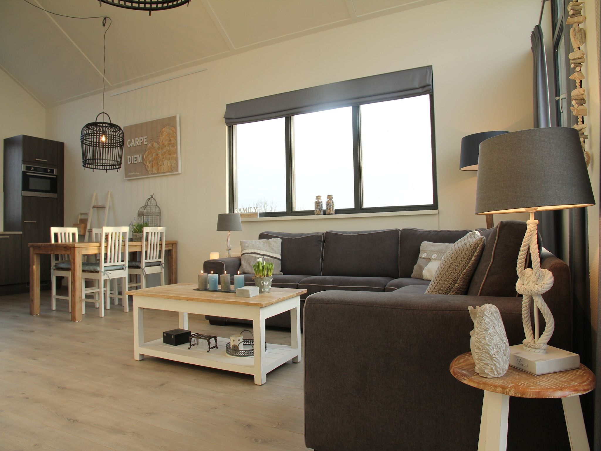 De woonkamer van Luna in Stavoren