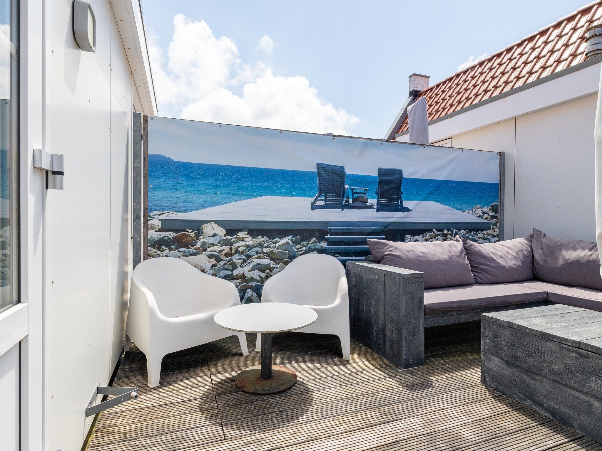 Het terras van appartement Kaapduinseweg 13 Dishoek 13D luxe 6p sauna in Koudekerke