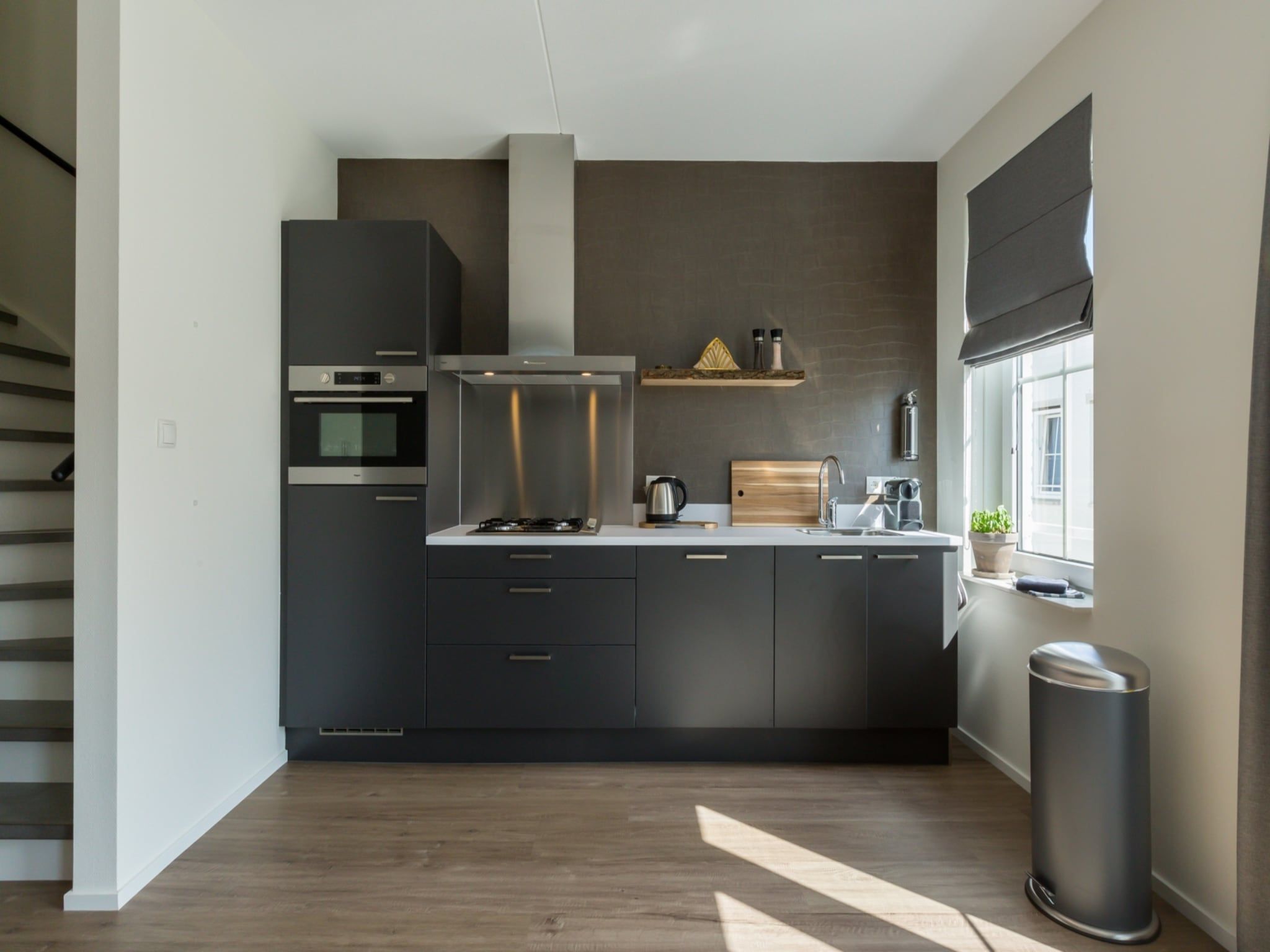 De keuken van Appartement Duinhof Dishoek 13F - 6 personen sauna in Koudekerke