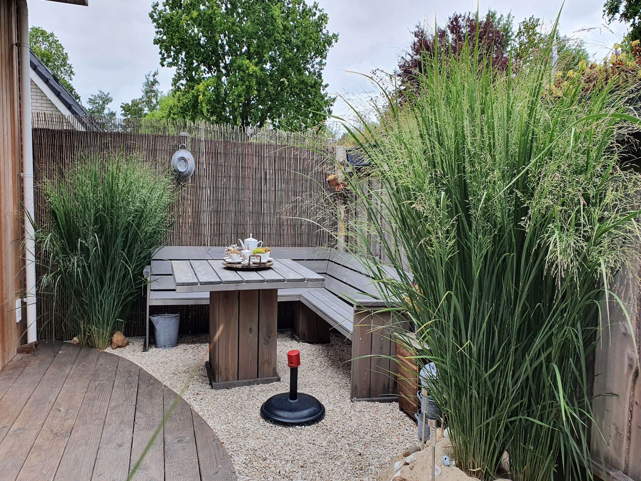 De tuin van Sannie's Place in Kamperland