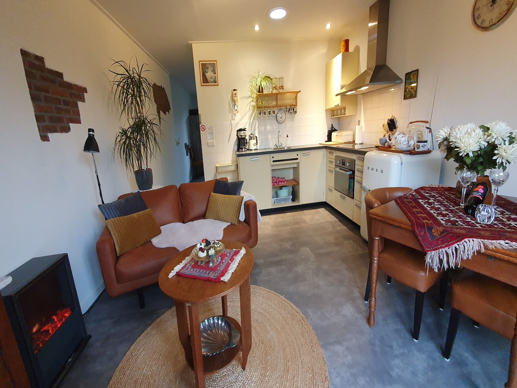 De woonkamer van Sannie's Place in Kamperland