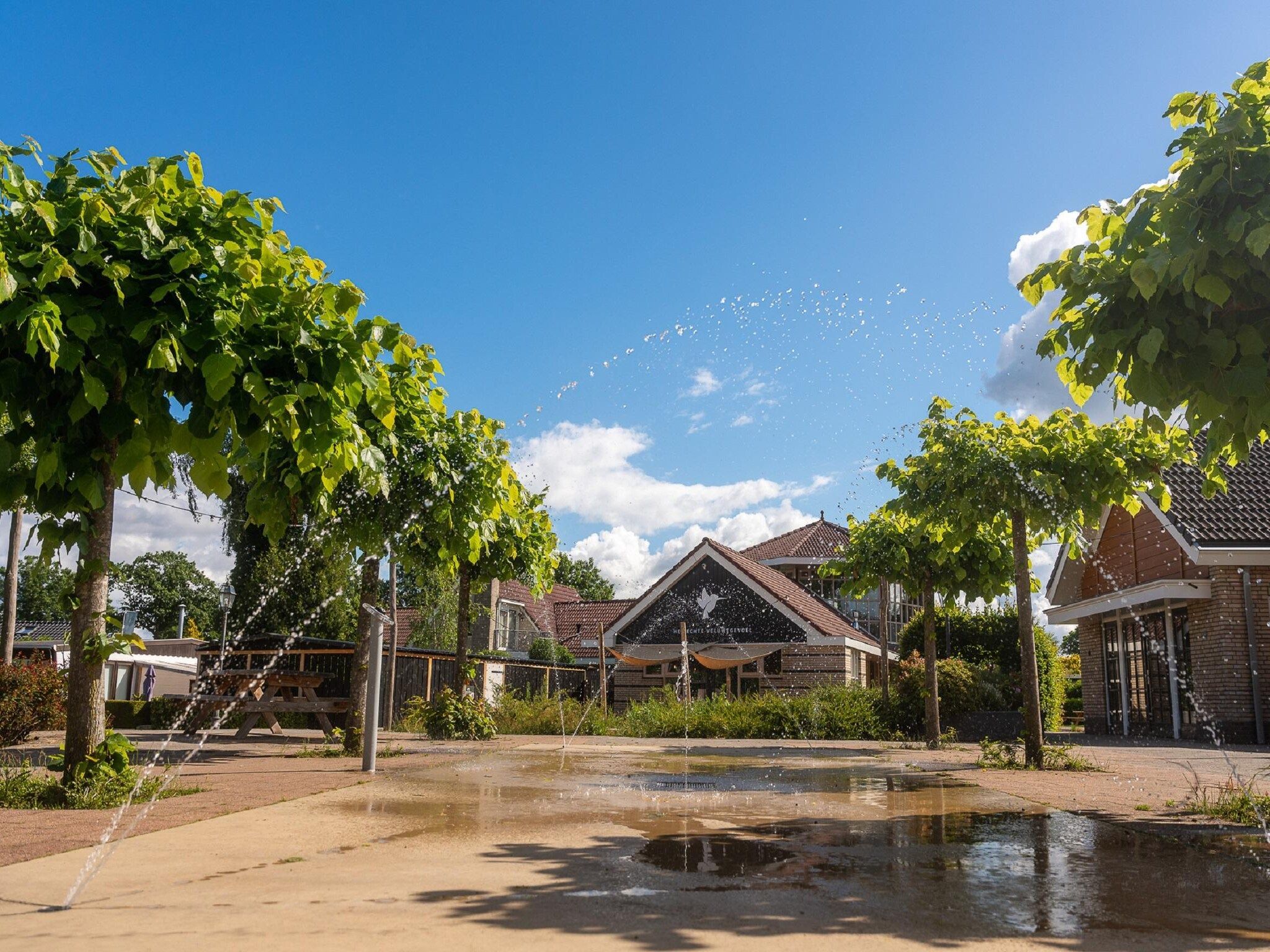 Parkfaciliteiten bij Landgoed De IJsvogel 6 in Voorthuizen