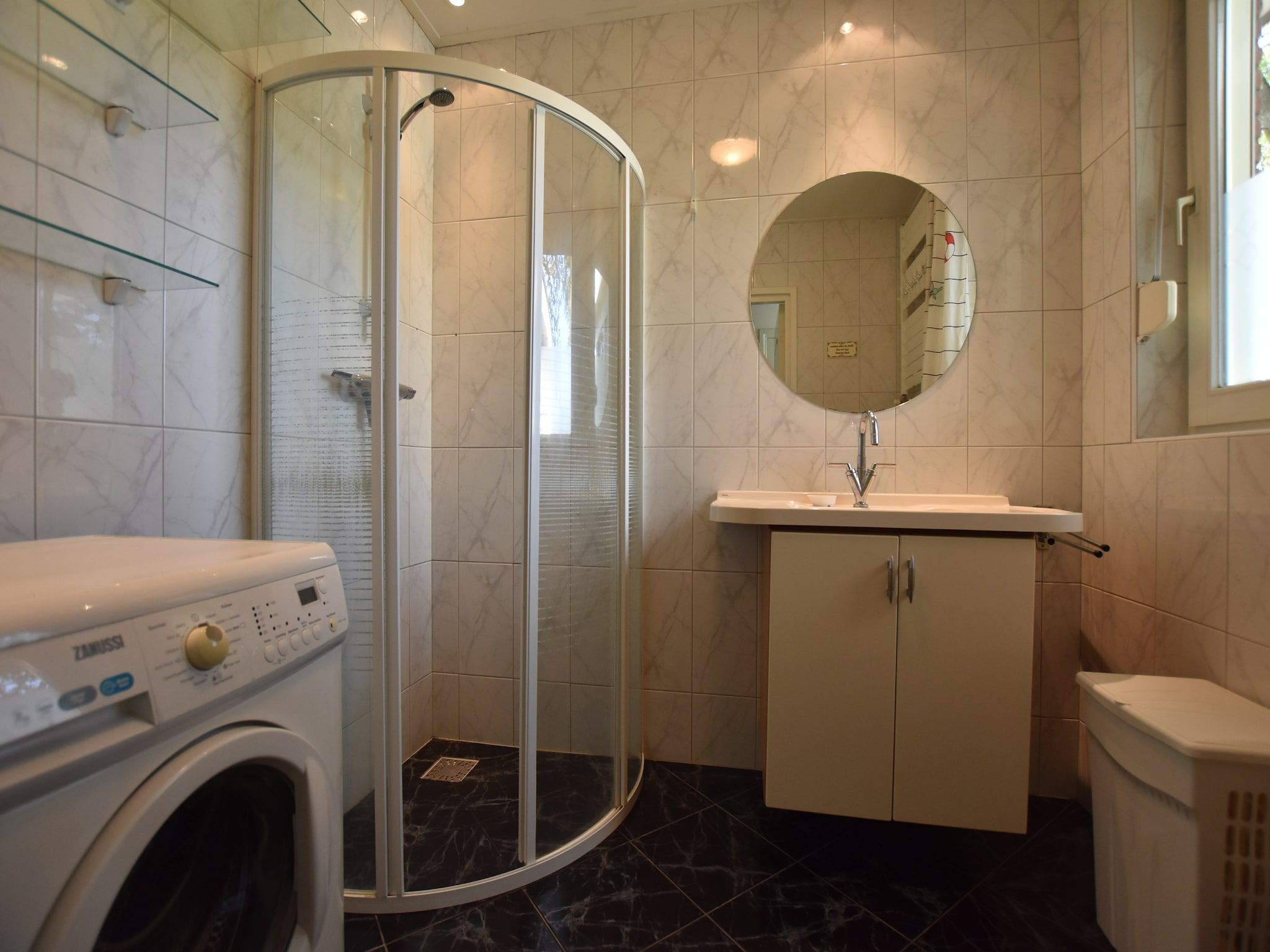 De badkamer van Oarich Trechte in Reutum-Weerselo