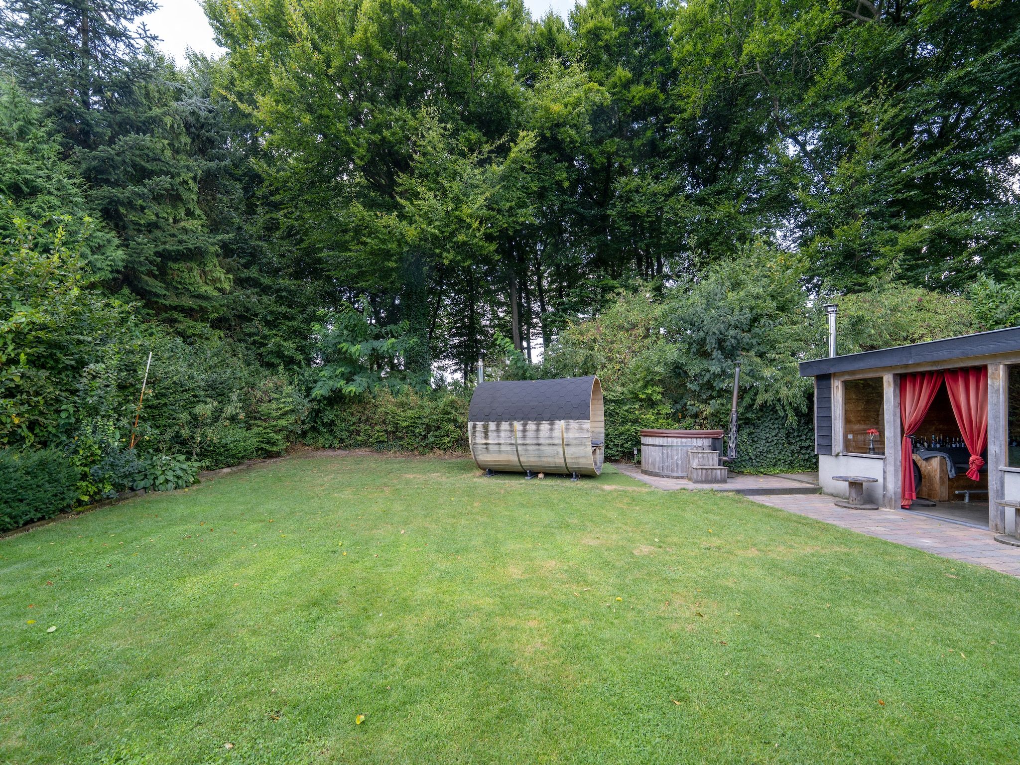 De tuin van 't Voortsche Boshuys in Voorthuizen