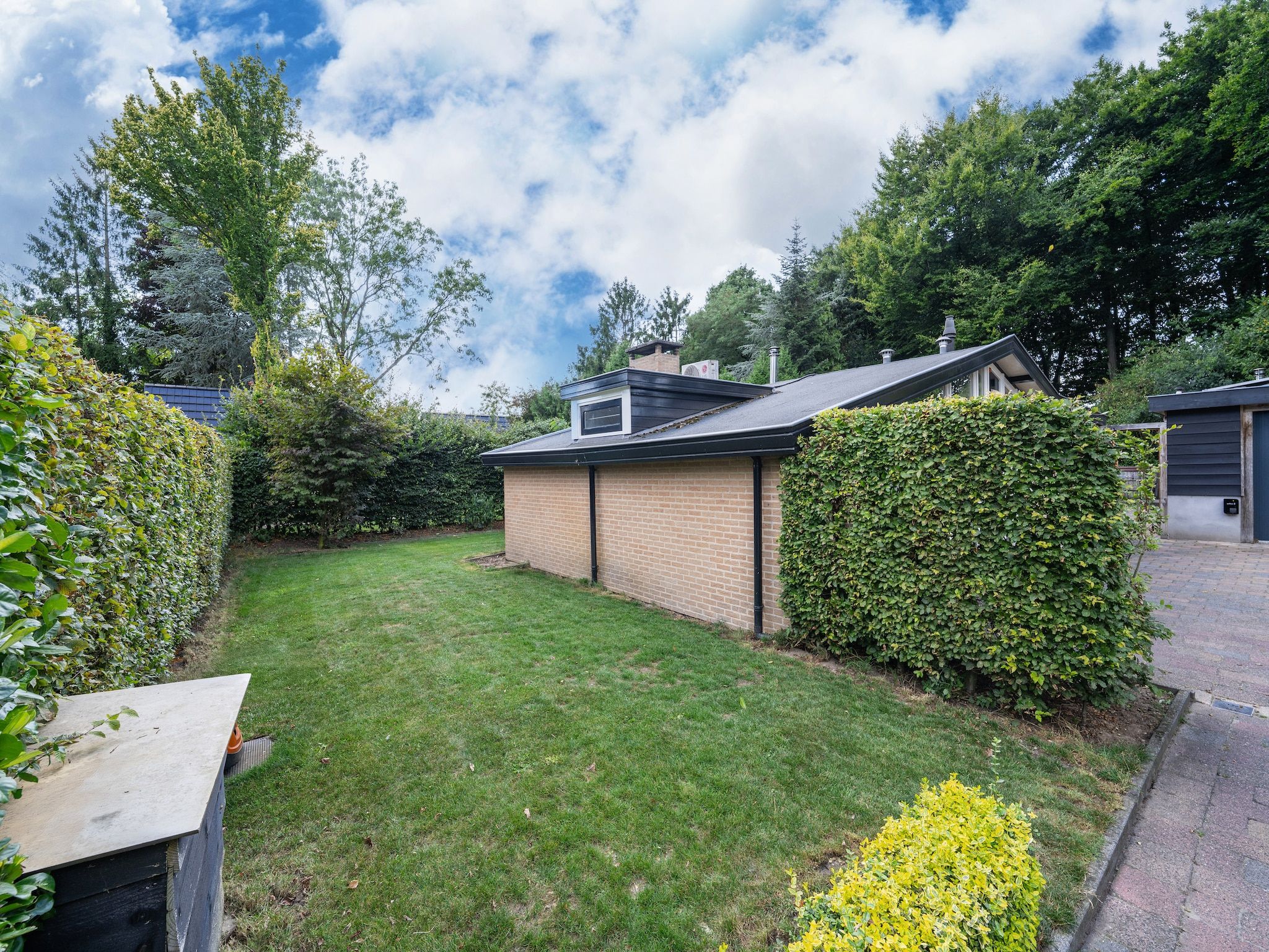 De tuin van 't Voortsche Boshuys in Voorthuizen