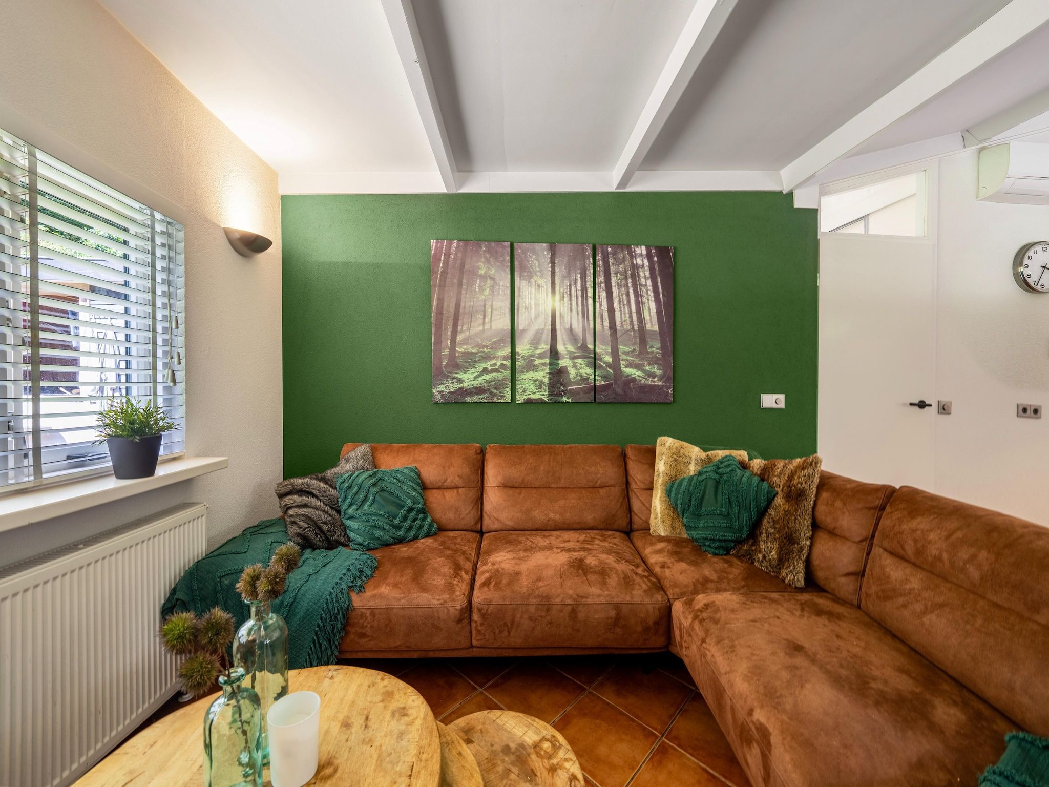 De woonkamer van 't Voortsche Boshuys in Voorthuizen