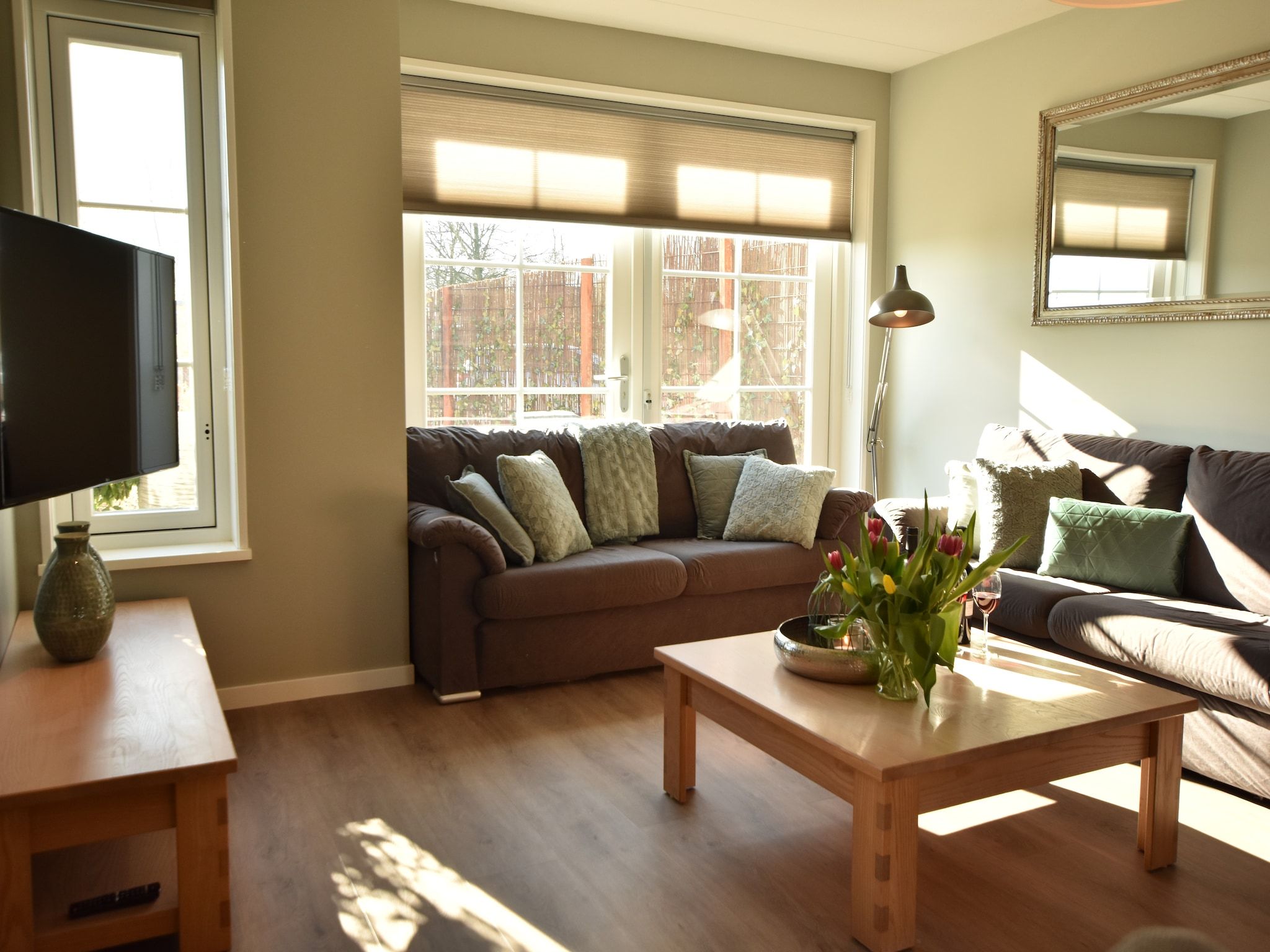 De woonkamer van Scoreldame 6-persoons in Schoorldam