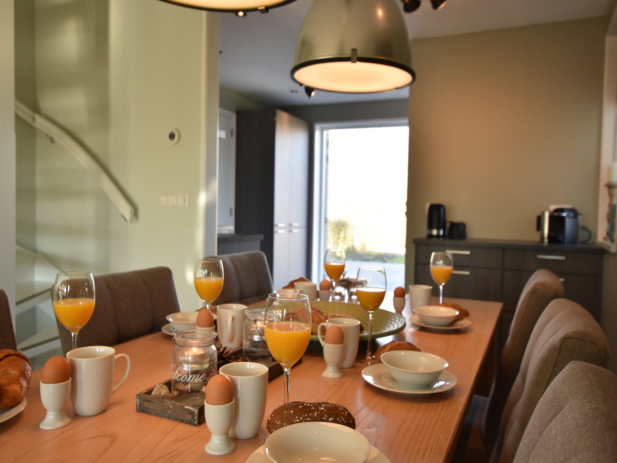 De eetkamer van Scoreldame 6-persoons in Schoorldam