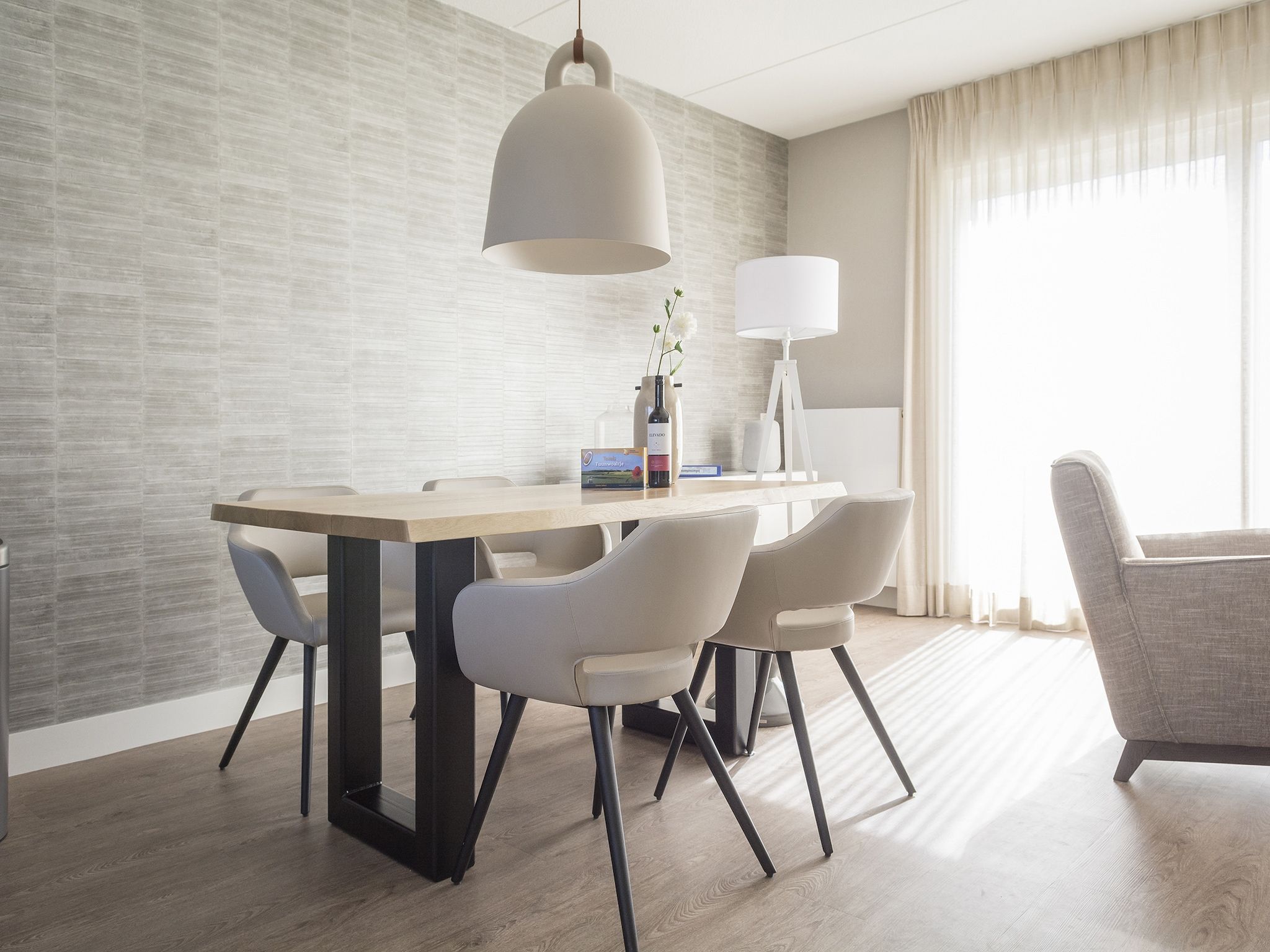 De woonkamer van Bouwlust E11 in De Cocksdorp Texel